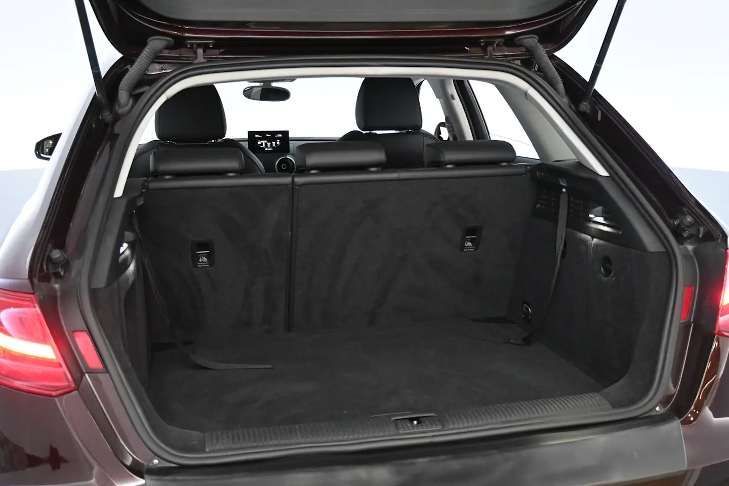 Car Image - 10rcwYM9ehp8zBTL3l7nOE