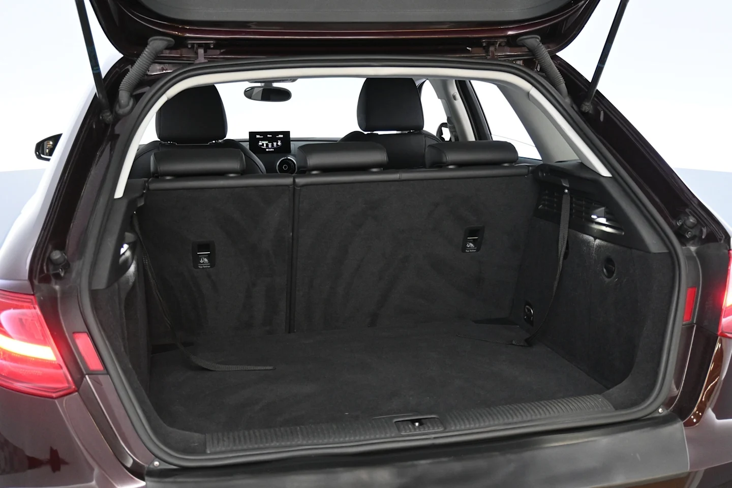 Car Image - 10rcwYM9ehp8zBTL3l7nOE
