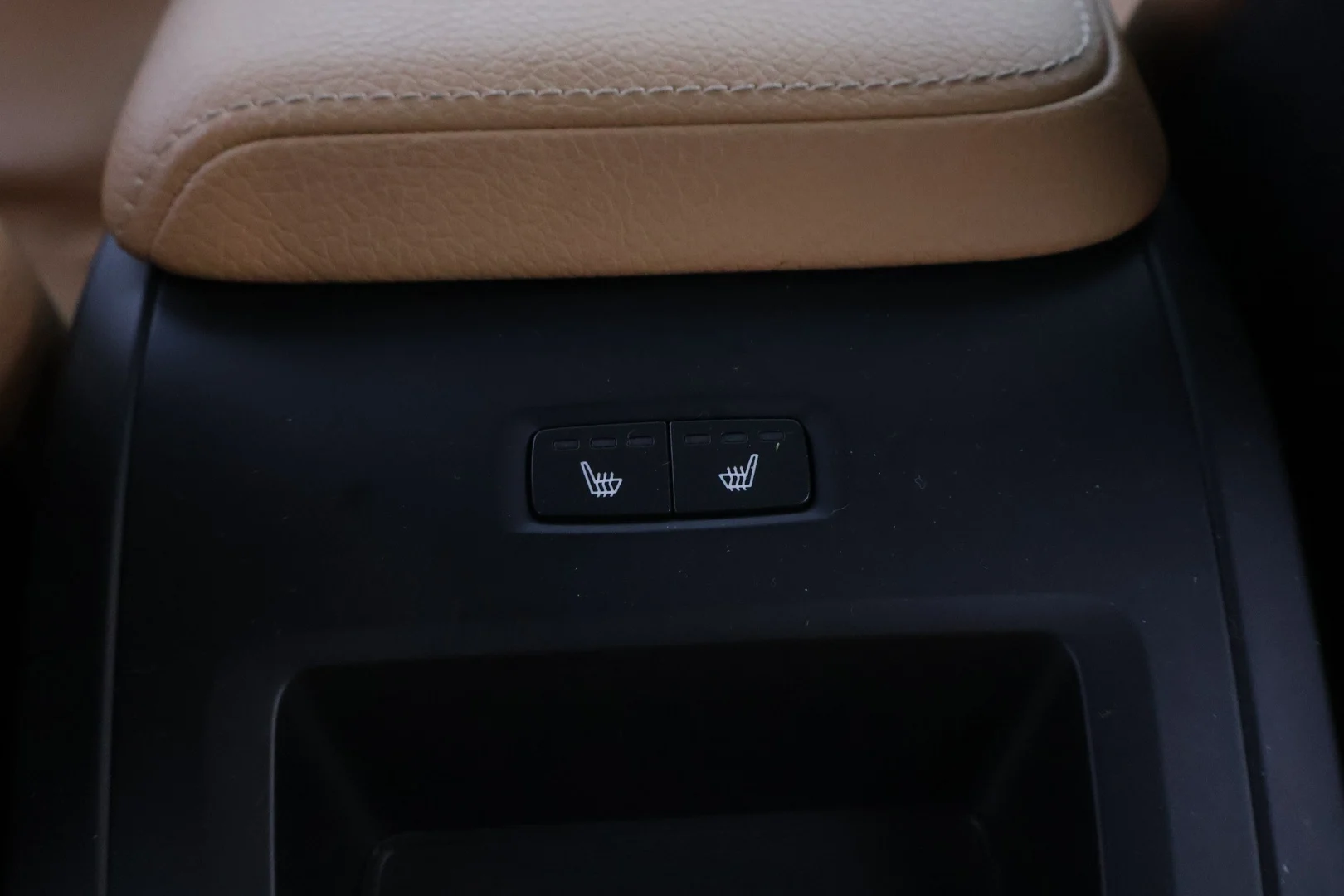 Car Image - 3r8q1zCWIIBLgrPknkBXI6