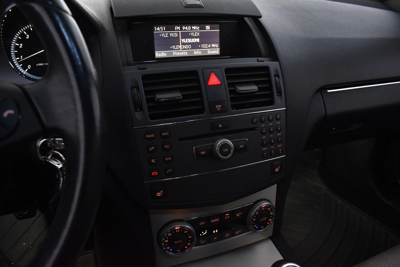 Car Image - 6eTrHugMzHNrSlXm8pELy