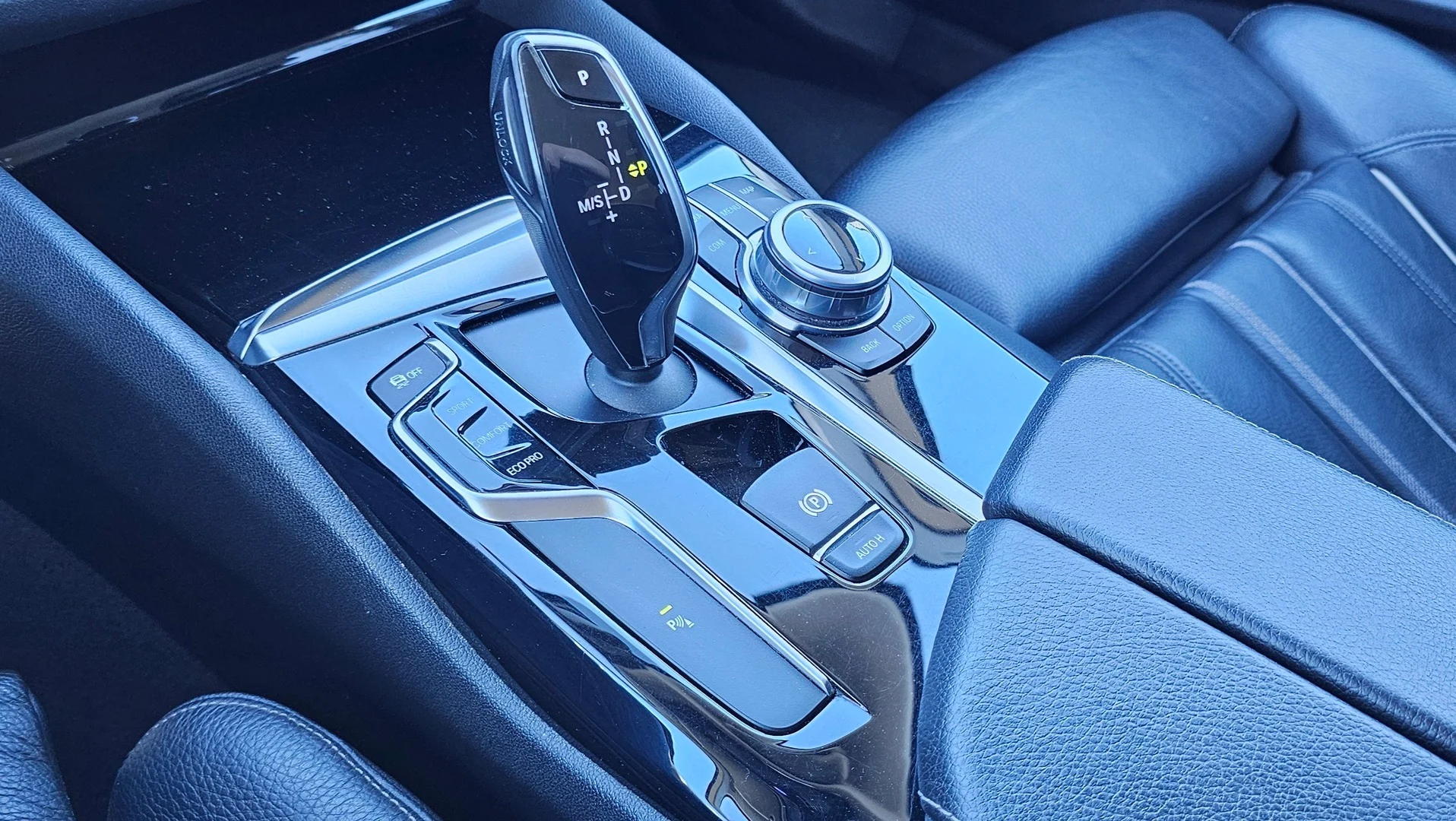 Car Image - 5bLjviMffSCLn6bsLhoviA