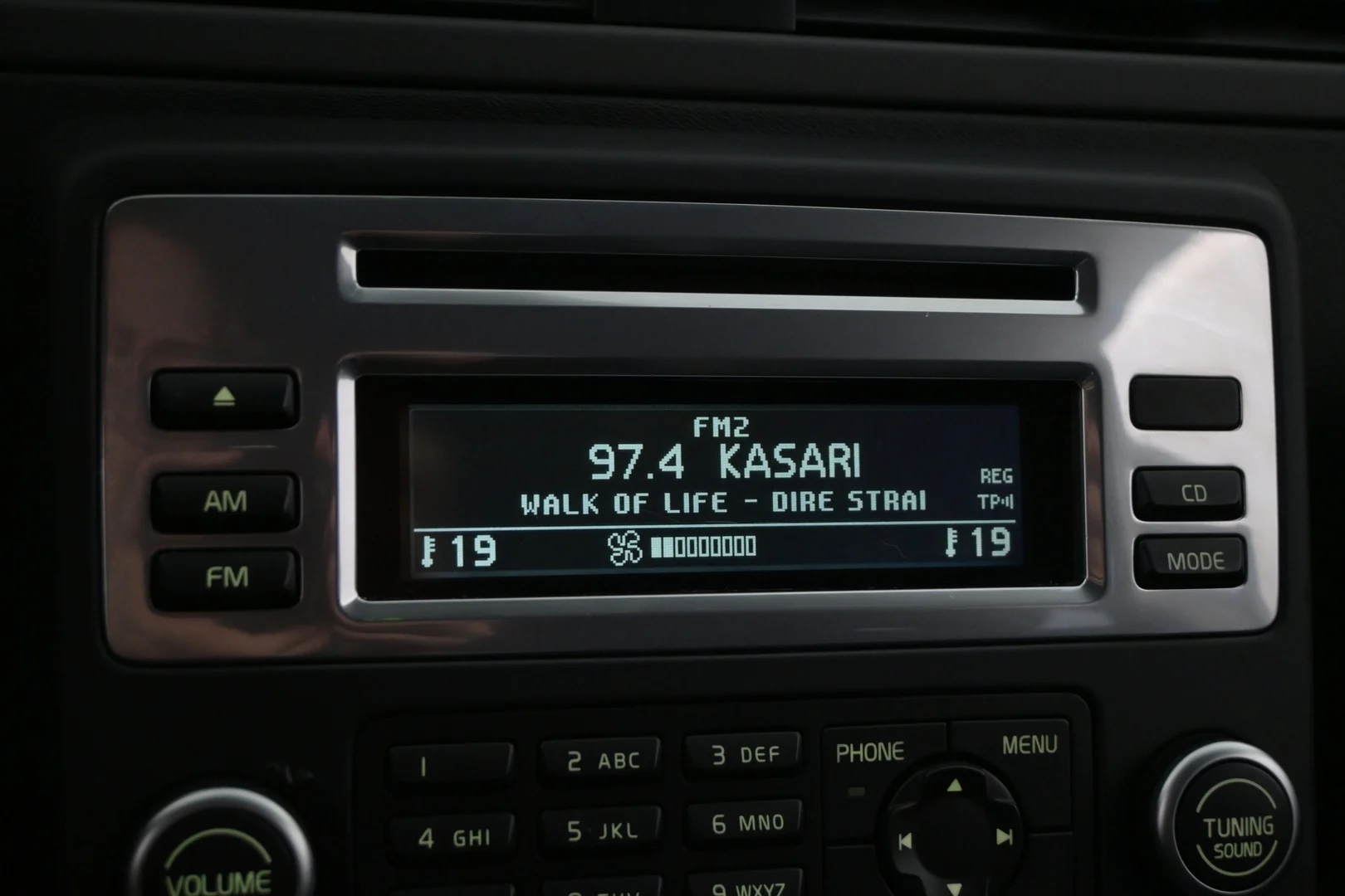 Car Image - 41NHZBhLTRVrGuUb1cRqAl
