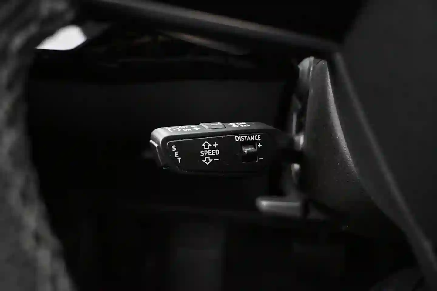 Car Image - 1GyNuTq3Dzl5utxZIqqOyl