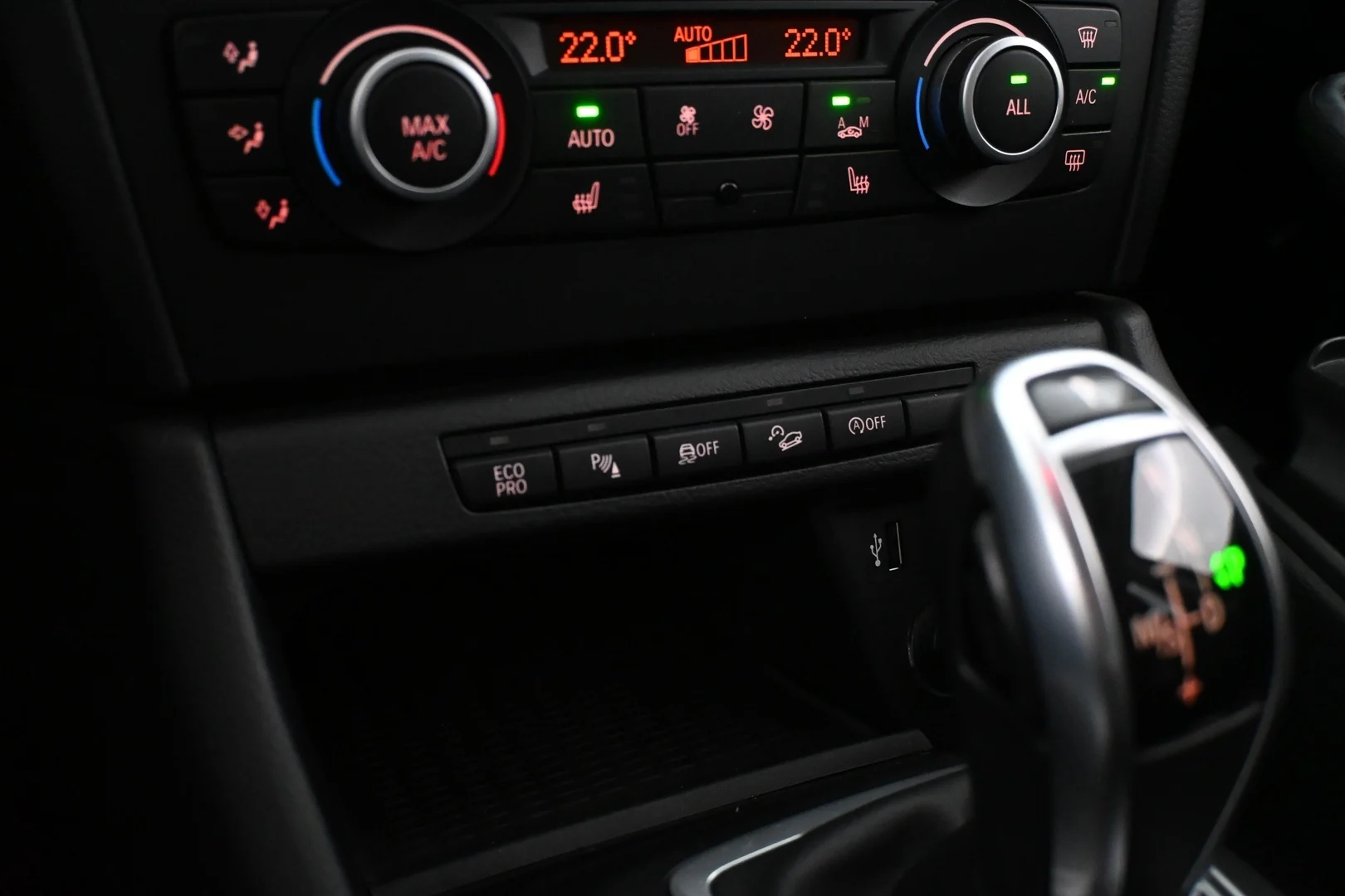 Car Image - 5v1FVGQYMEpBqs8xFfDkg8