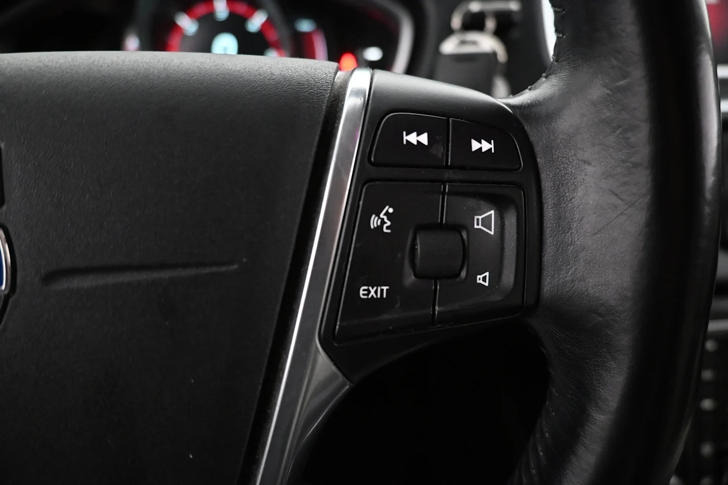 Car Image - xpyeLHHjzyQDfsvrv81JH