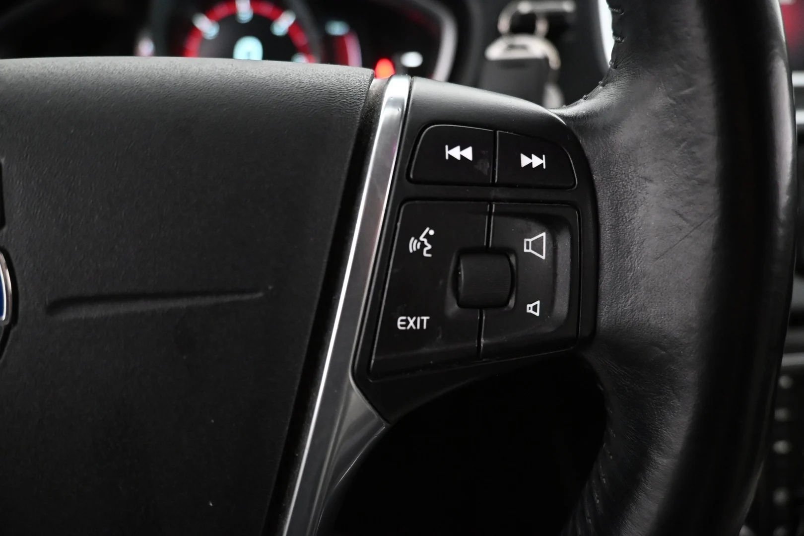 Car Image - xpyeLHHjzyQDfsvrv81JH