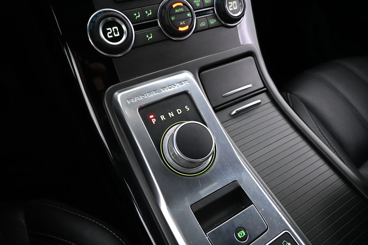 Car Image - 1rQyqZGrpRsGKZQNXO9QXI