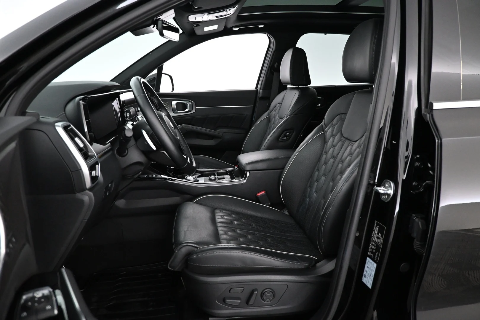 Car Image - 7KmnnMcMhBcYdsZU7K69Cj