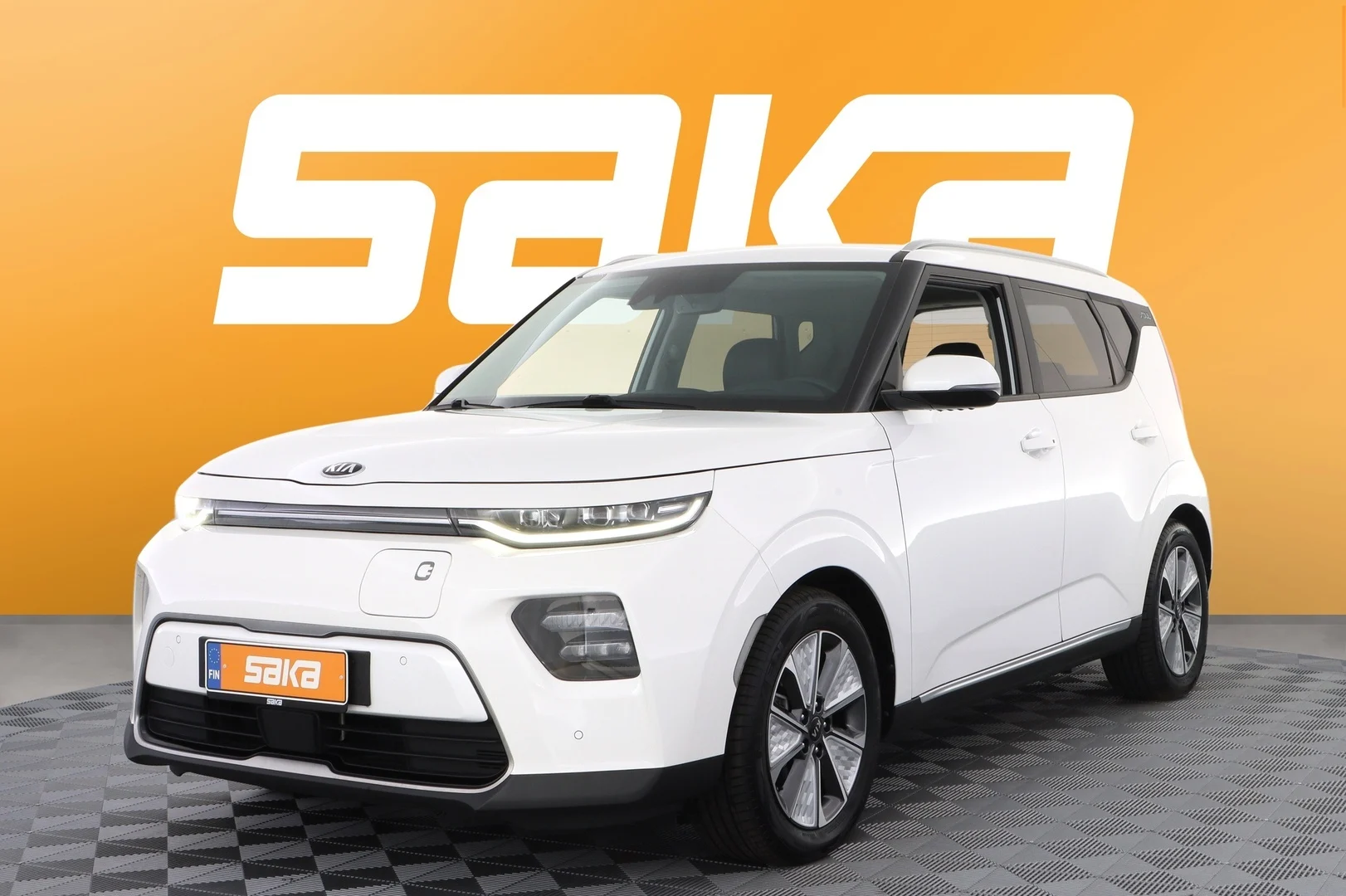 Car Image - 3BnMGAGScN5WFk4l8gI5ON