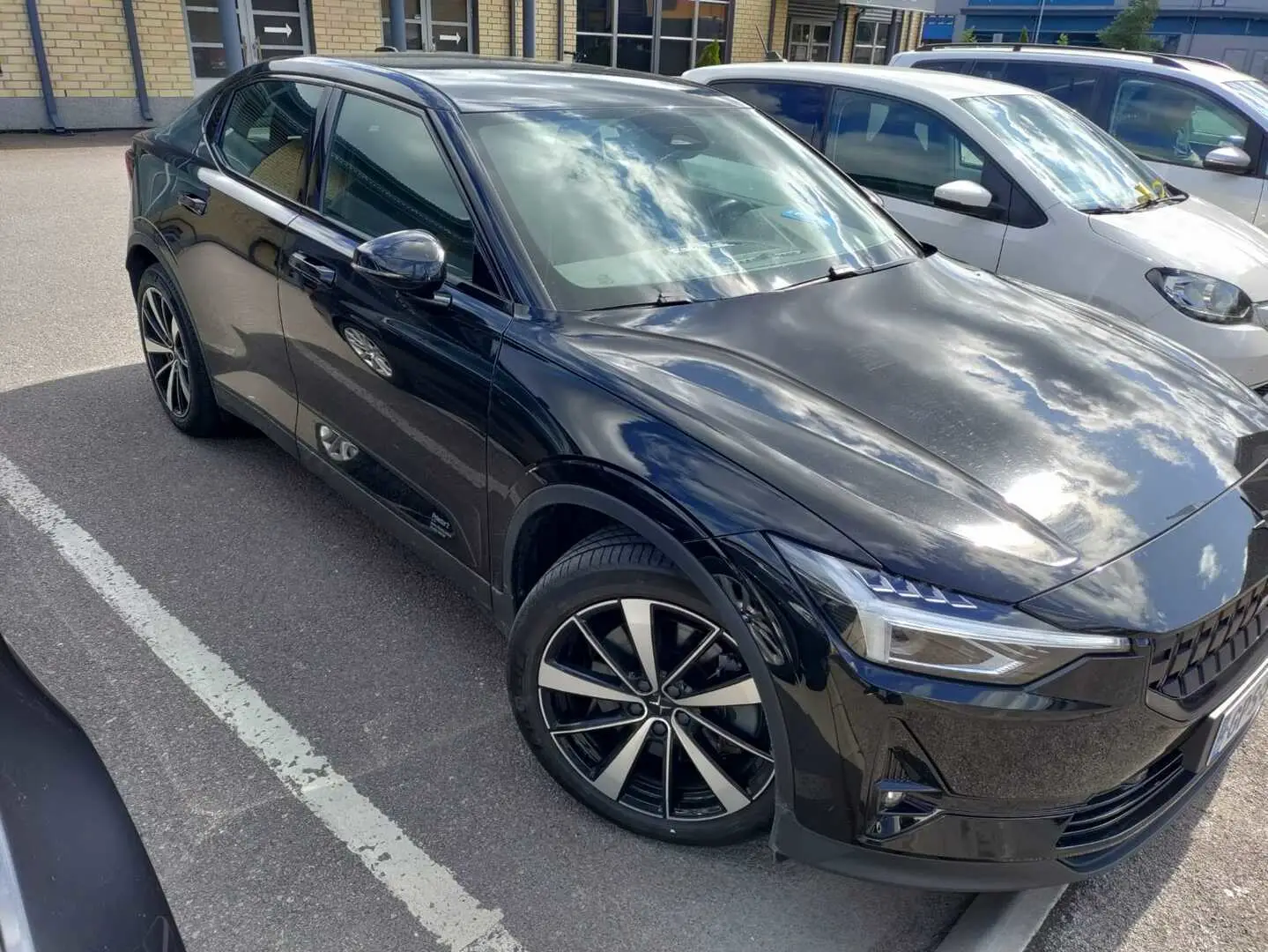 Car Image - 6bqMShqoAILsZWSG2aID0q