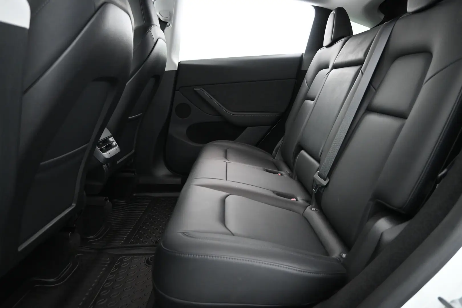 Car Image - 2hNhQksThecMSlyLFAjoDp