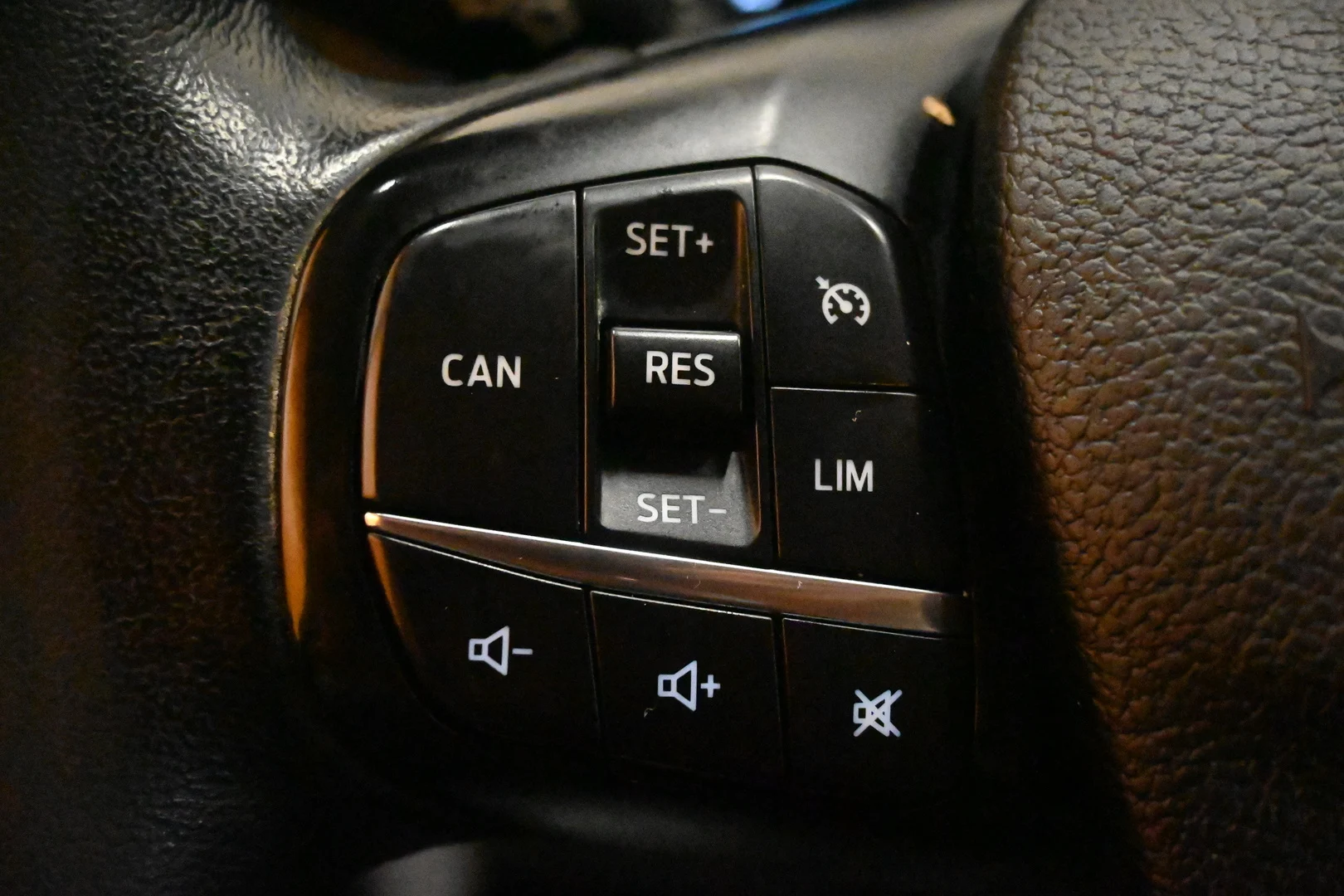 Car Image - RZWCbBe9pvXLNhdKXjrcq