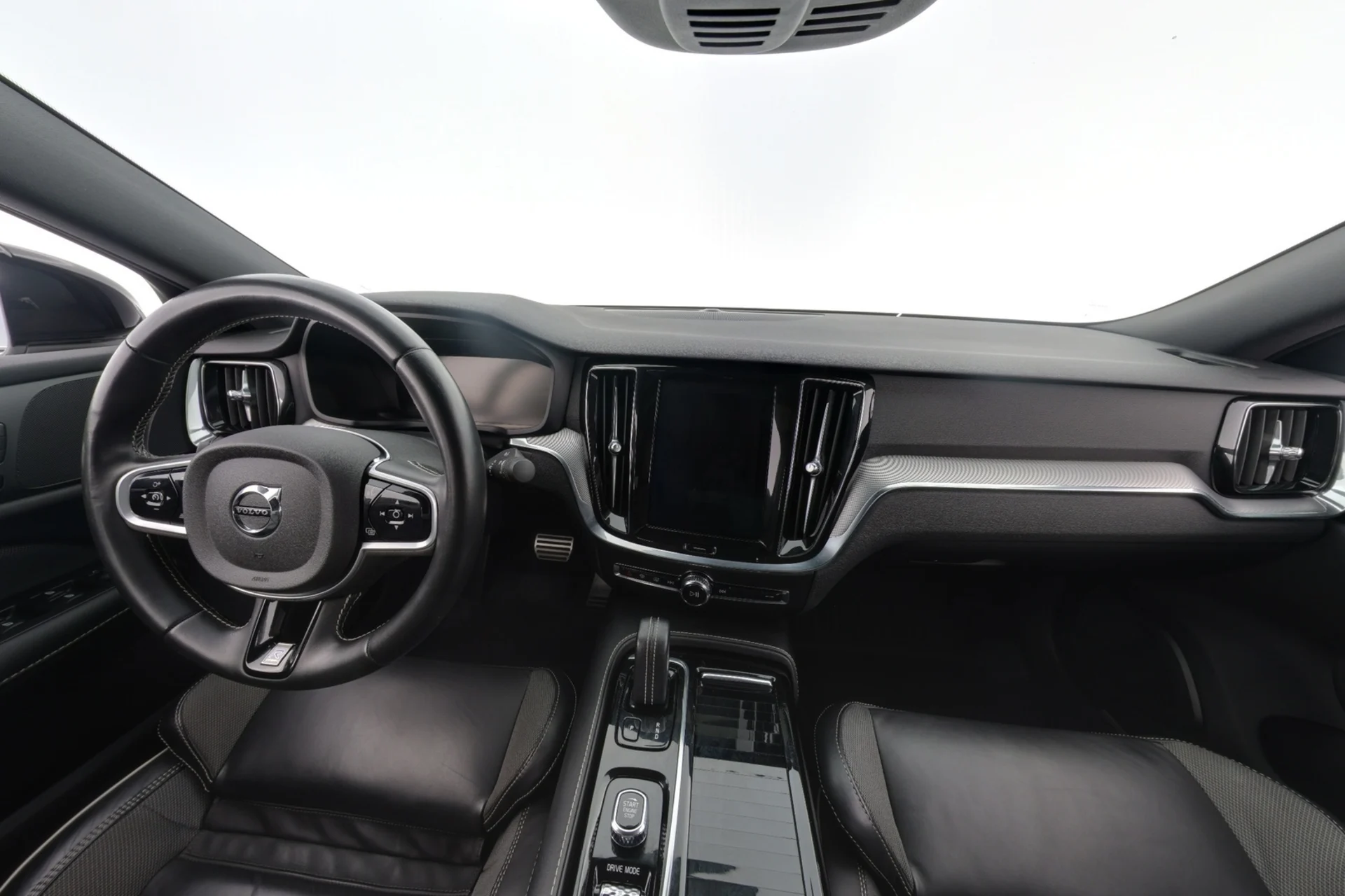 Car Image - 10Vrtq7D1rDmDQvZvlNR1A