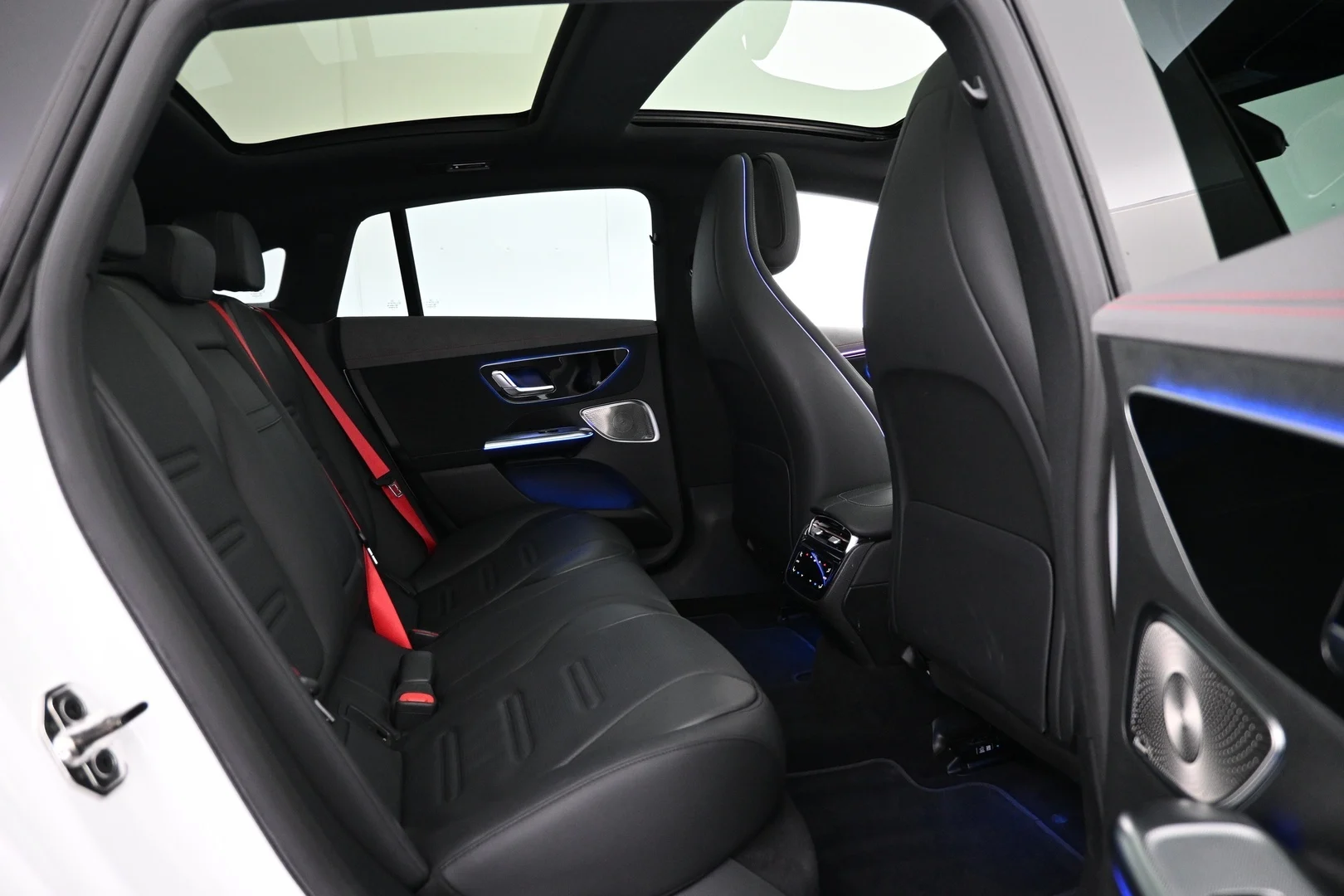 Car Image - 1DGqy6qo4oRdLh0NmCJgdV