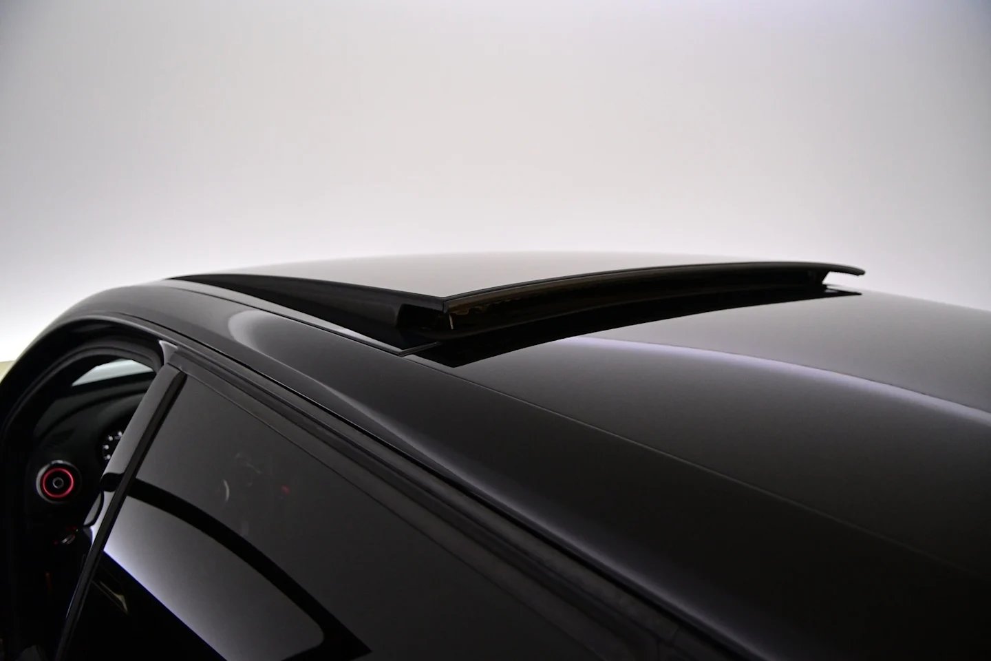 Car Image - 1YbHLCdSPqmgdphdeYn5O4