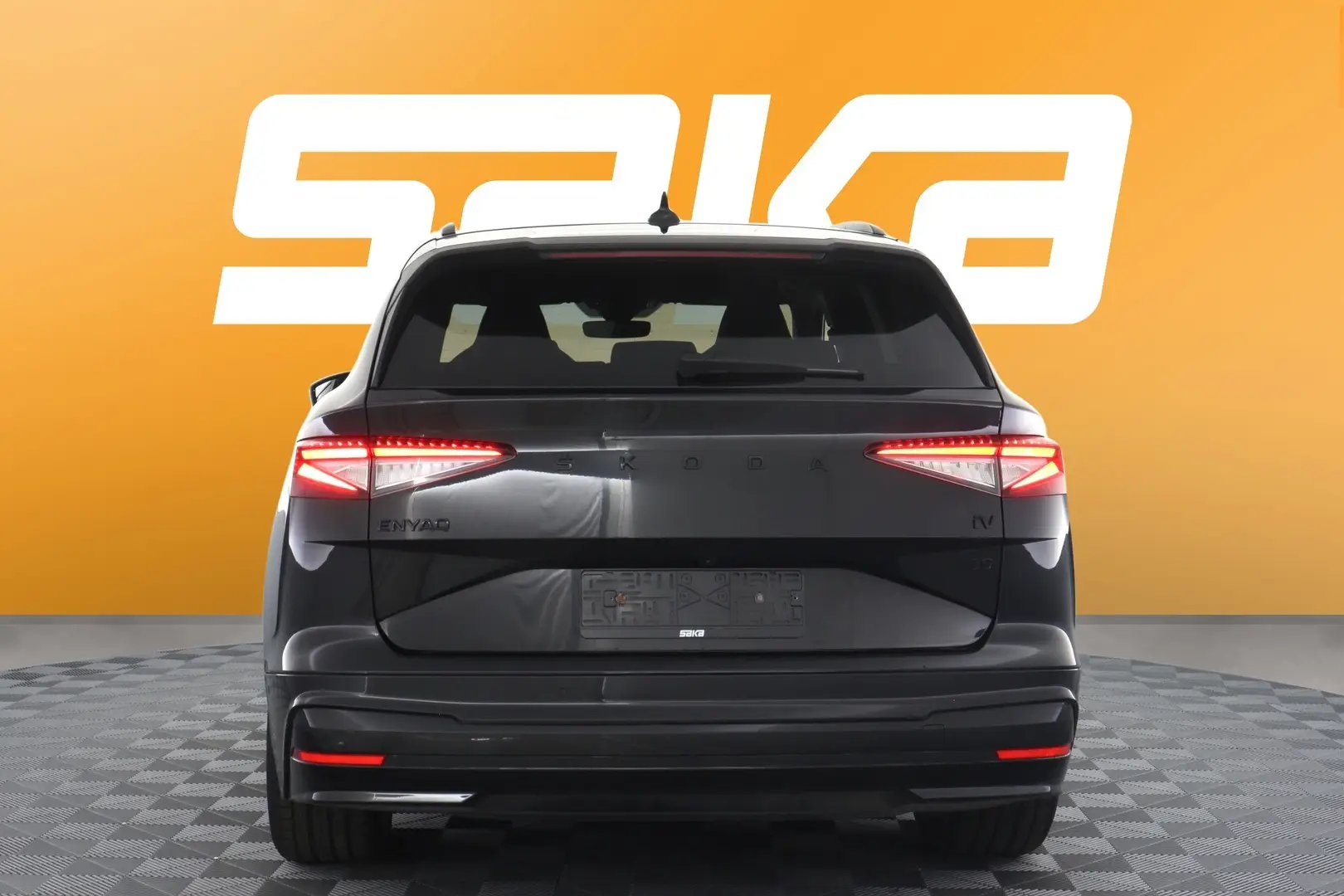 Car Image - 5RDi6fdnT1XDqQeCRmloJf