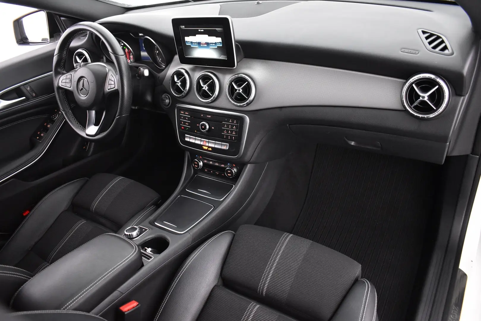 Car Image - 7p4s3XzLbI2Tdi8Lsf3Wow