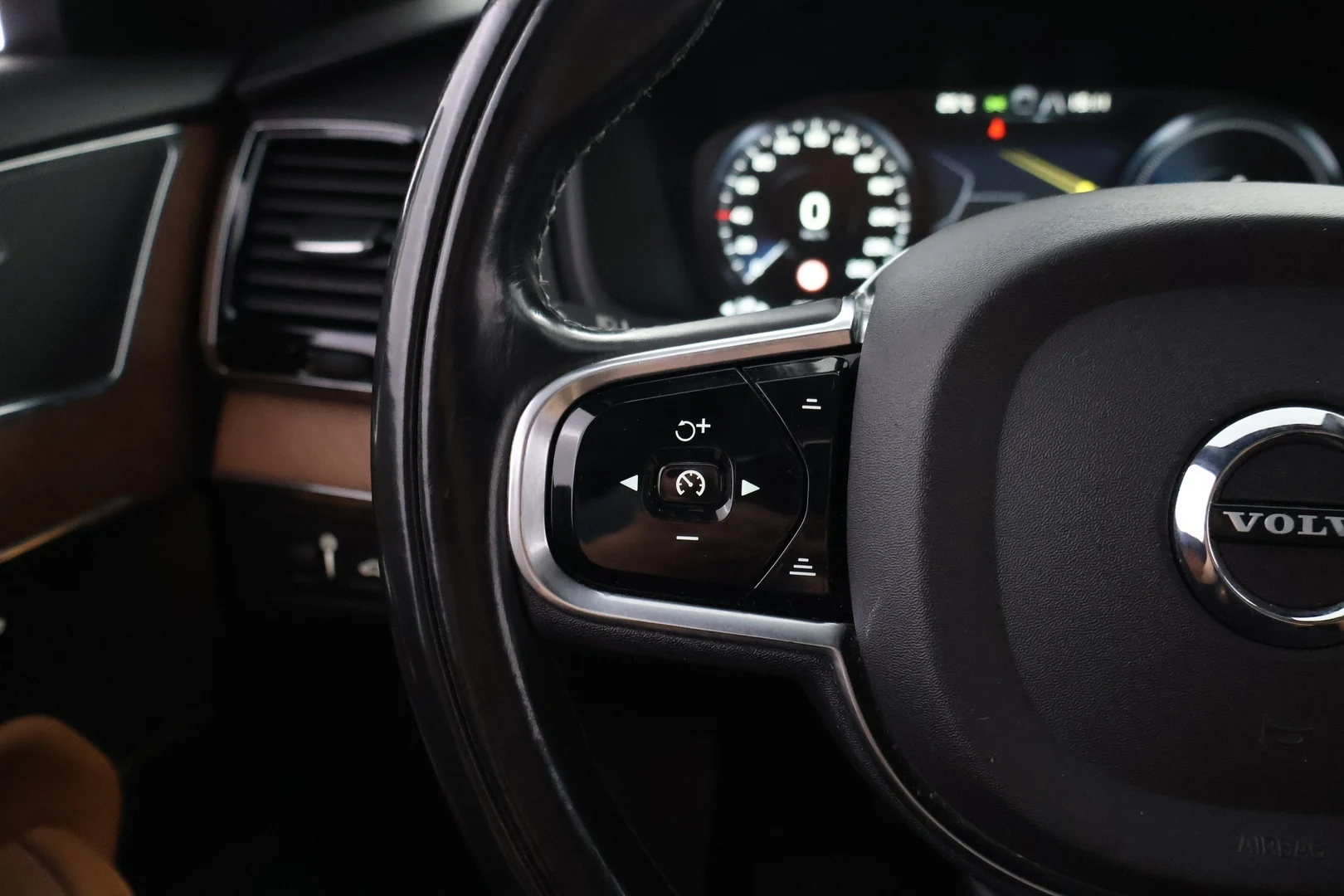 Car Image - 6rnaea8pPkfOxpszXGqtZ
