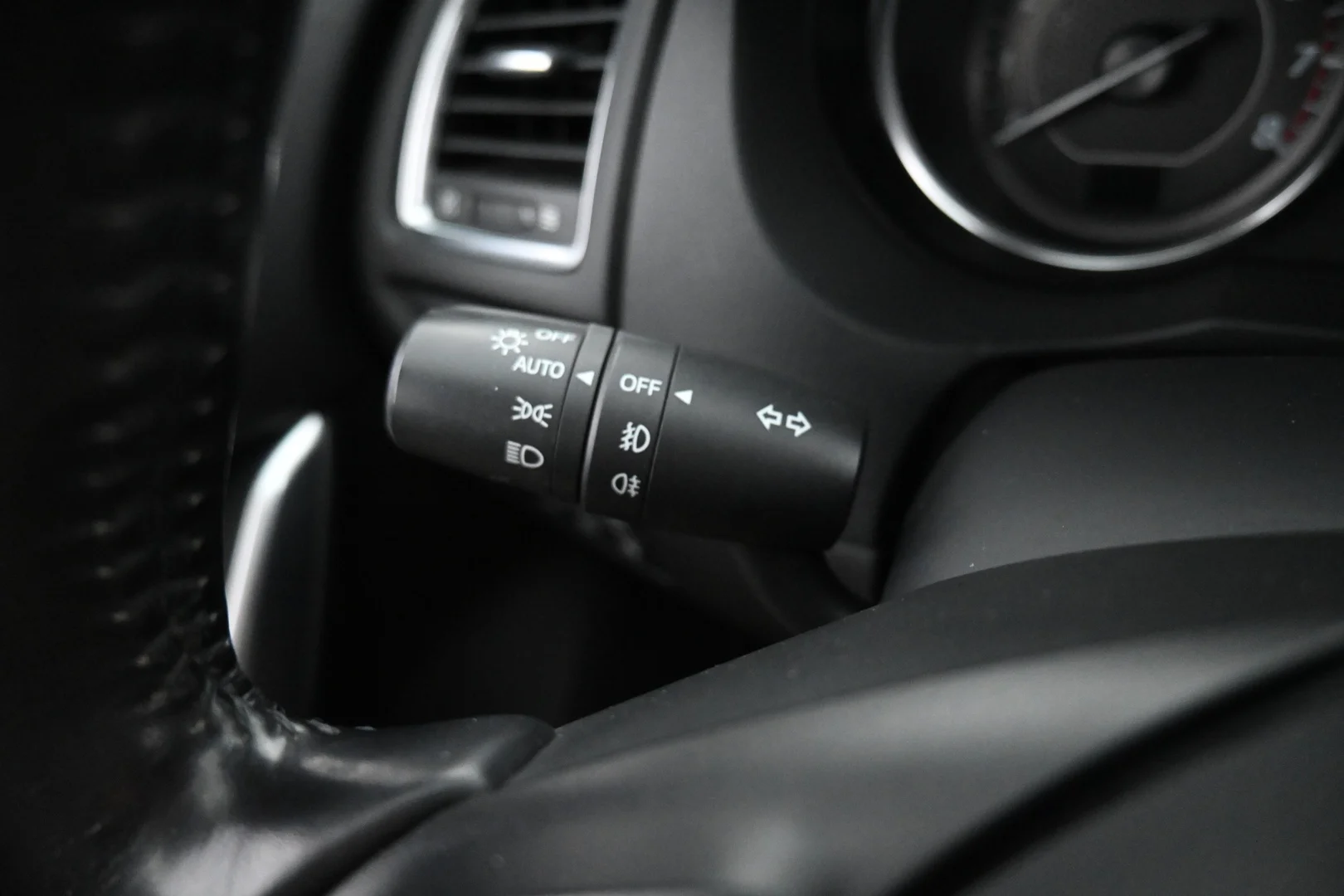 Car Image - 1OraFWlNB6xds5YJXJrpKw
