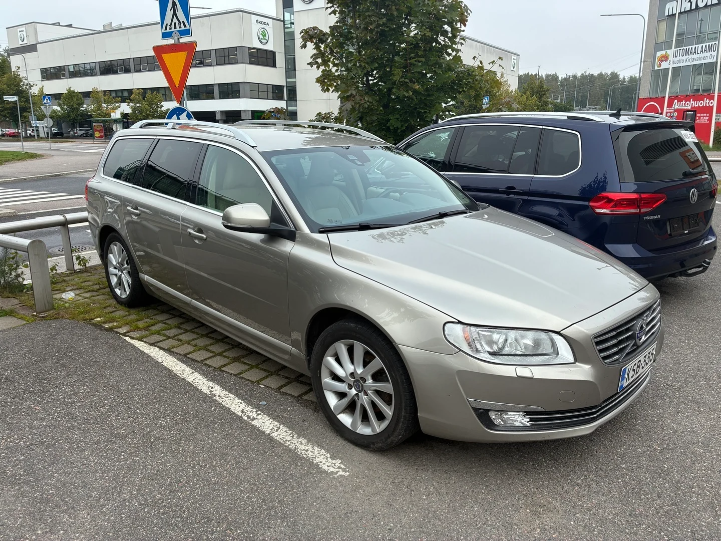 Car Image - 4mS9ZKsLjI5fMtFjoFC5EE