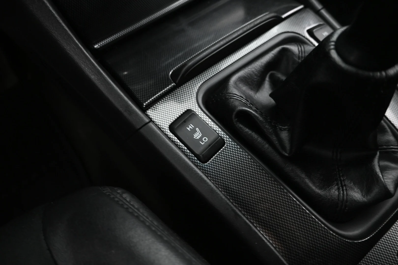 Car Image - 24c8sv75zJDgrGR82ZxrRT