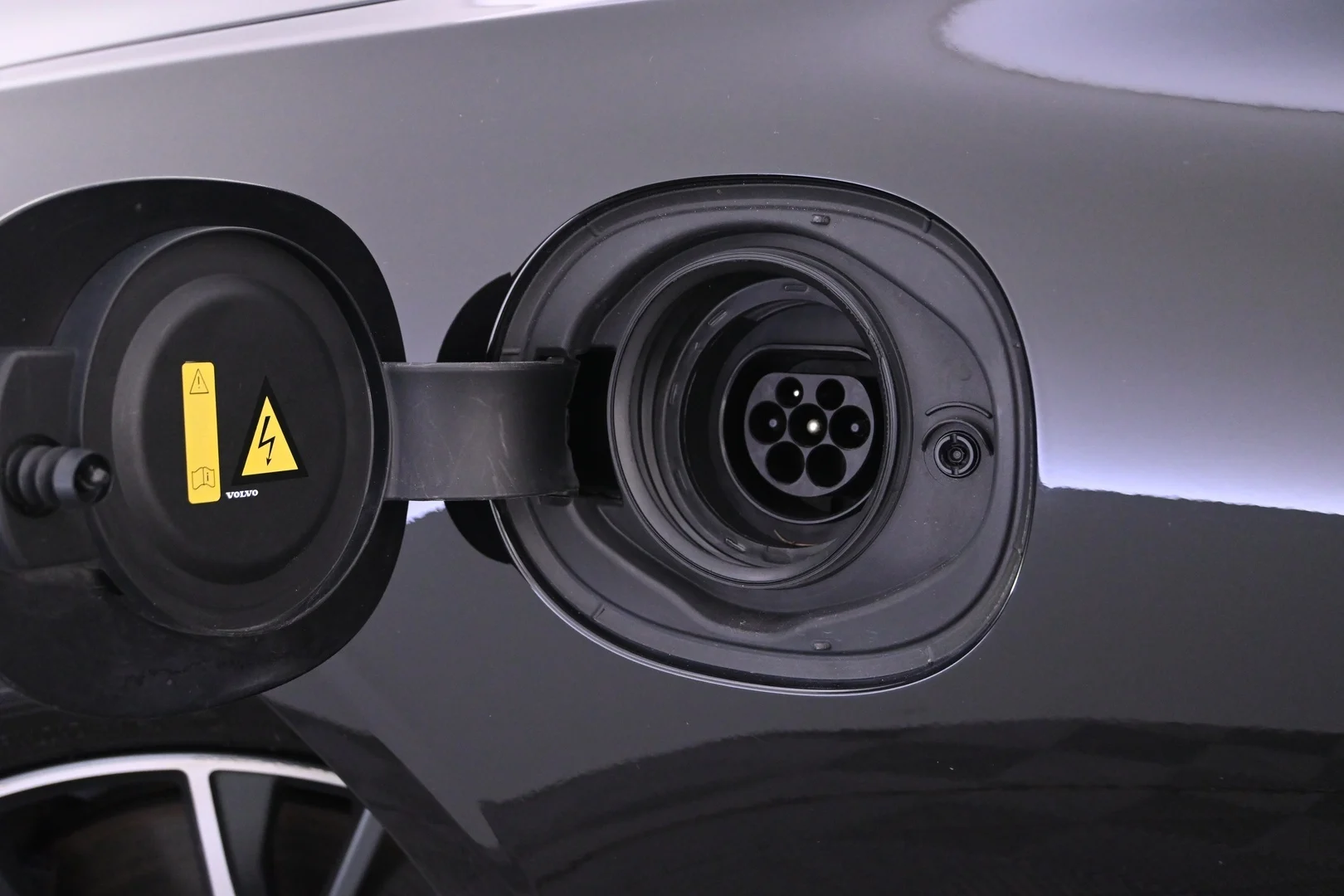 Car Image - 4vGFcujdTFeTG5EgxaAuDM