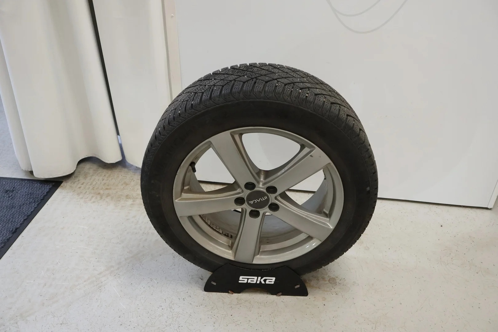 Car Image - 1BmrkrT6qdAcCvmw7nrUXB
