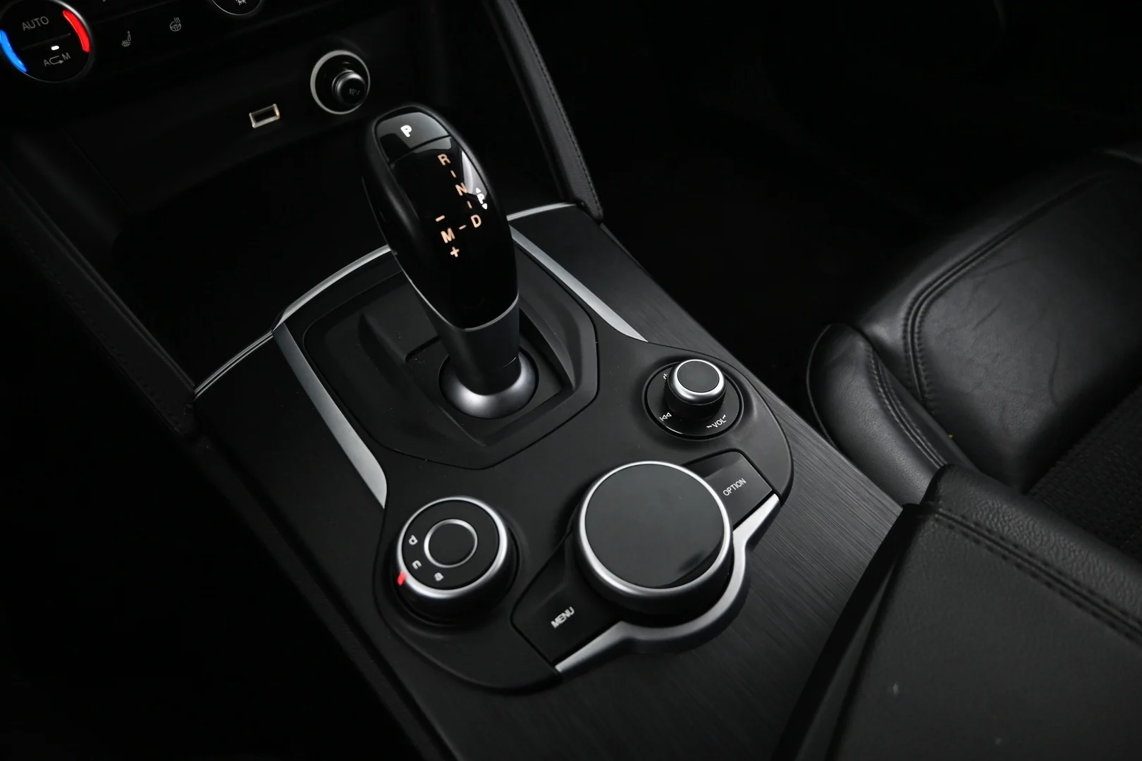 Car Image - 2djRzvTpVhXV2AXoqauRud