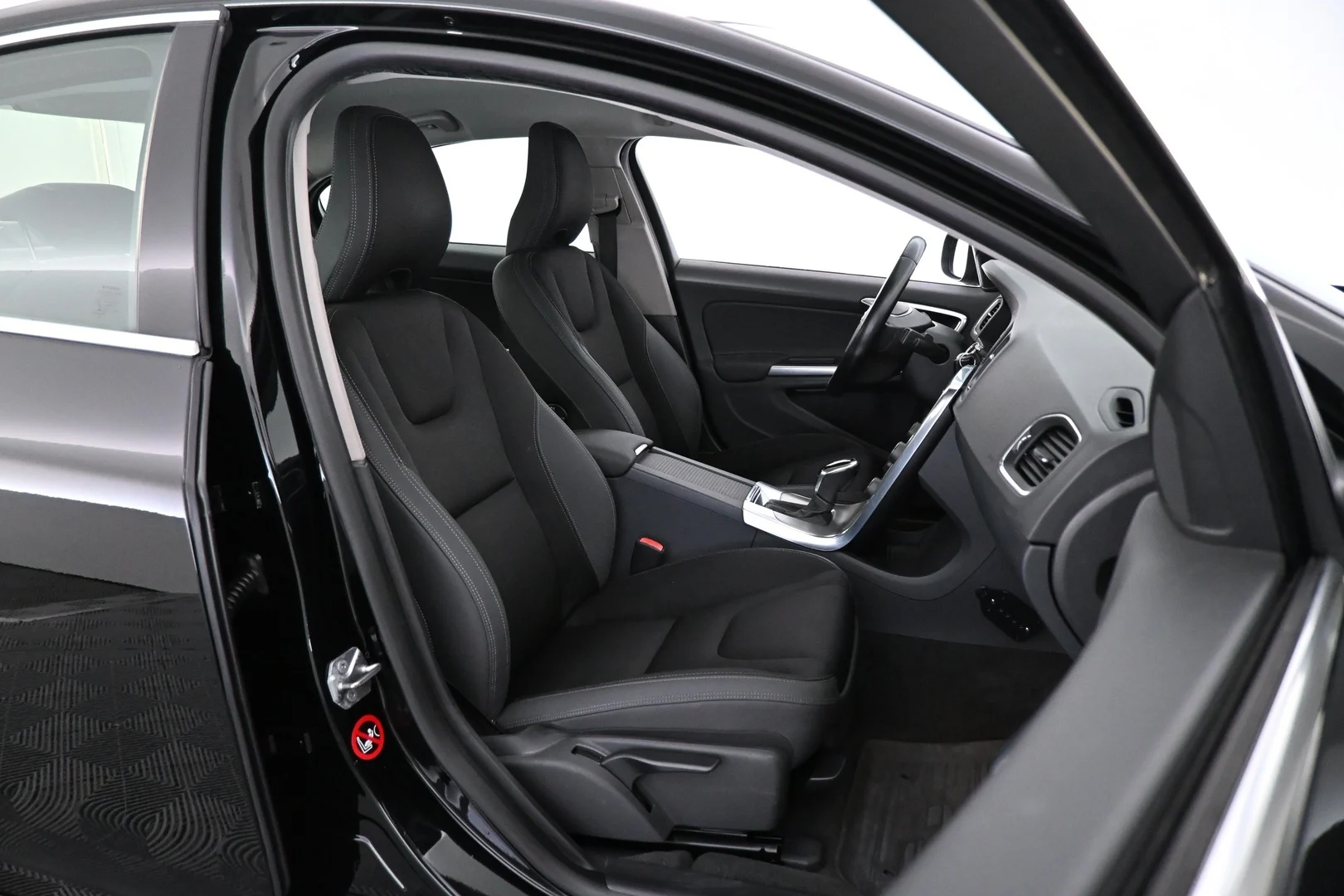 Car Image - 6Ho5VzvTM40c5c3Owlv31I