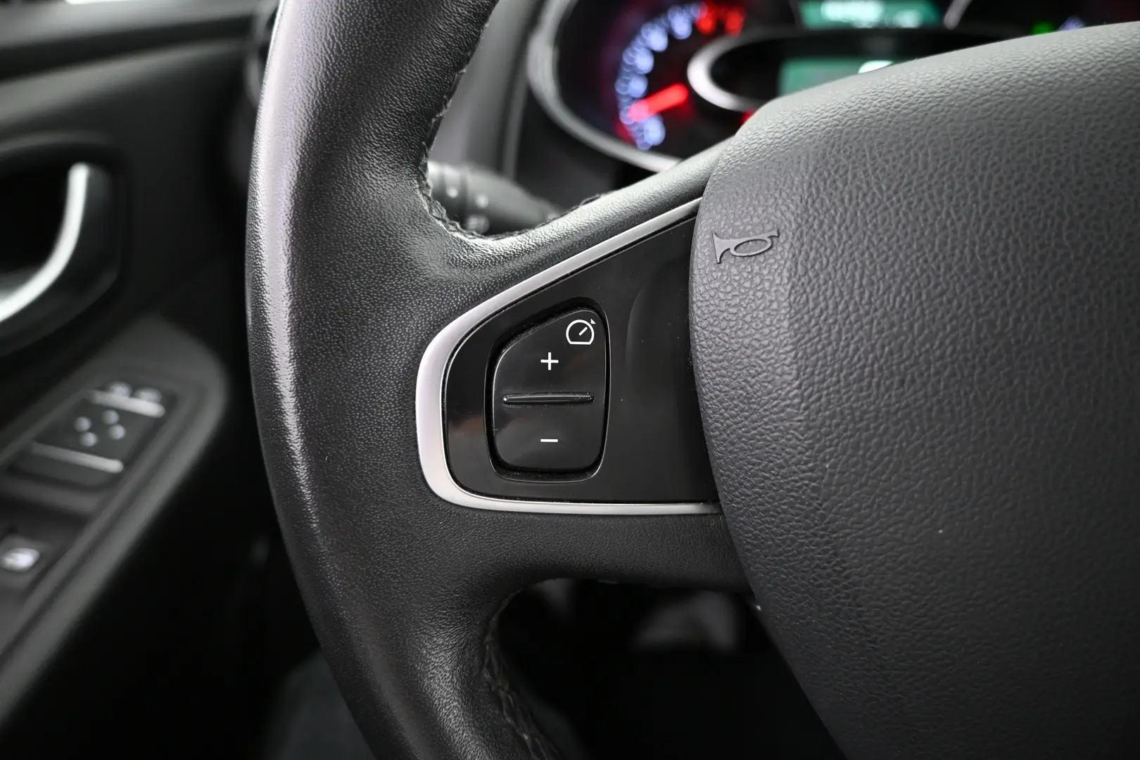 Car Image - 1QkjJbfLRtcMcg94J1Yc5V