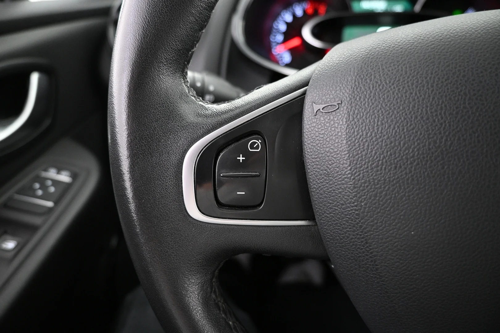 Car Image - 1QkjJbfLRtcMcg94J1Yc5V