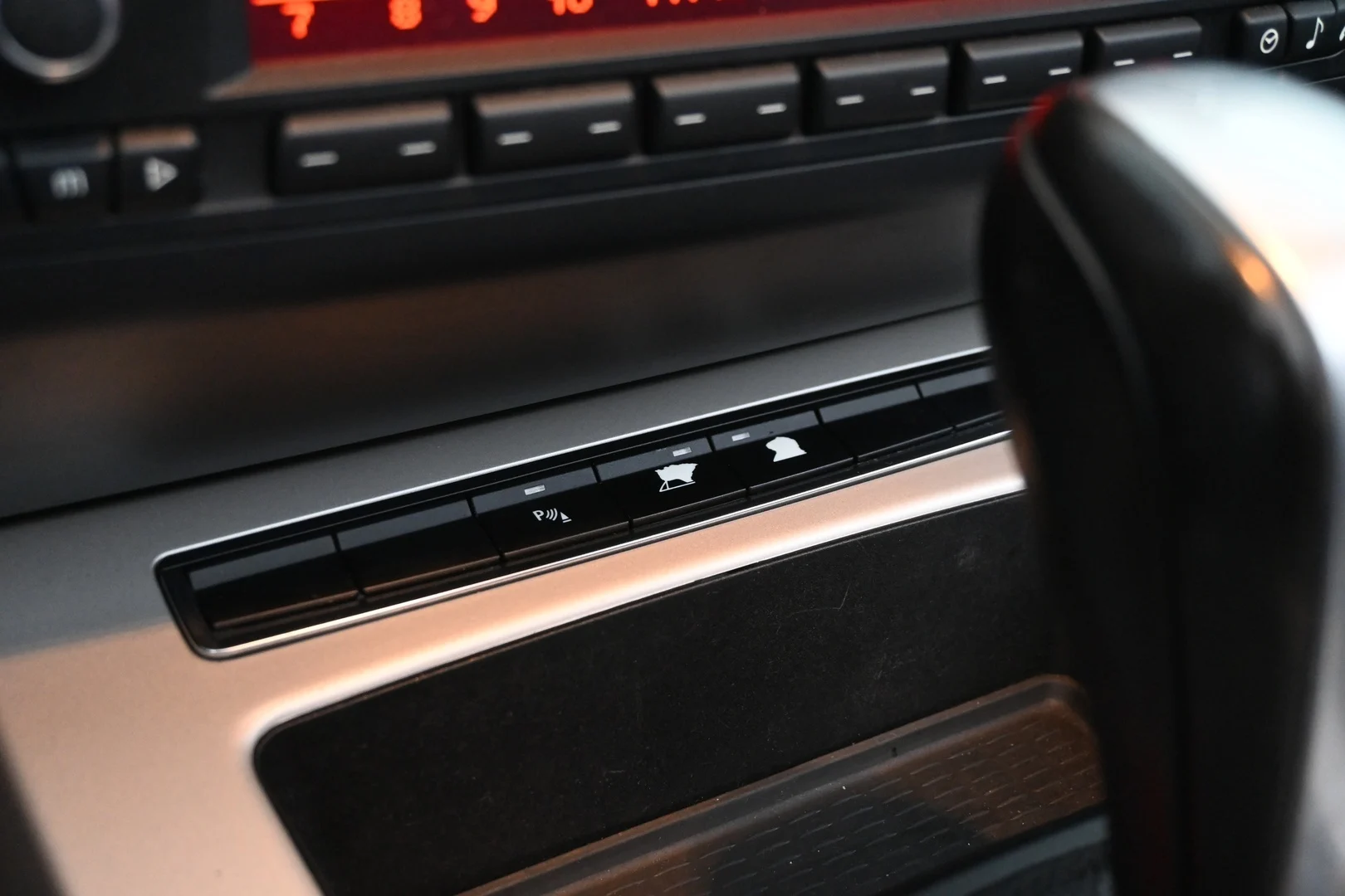 Car Image - 5lUQUebmsQRbbZnZo0zXfK