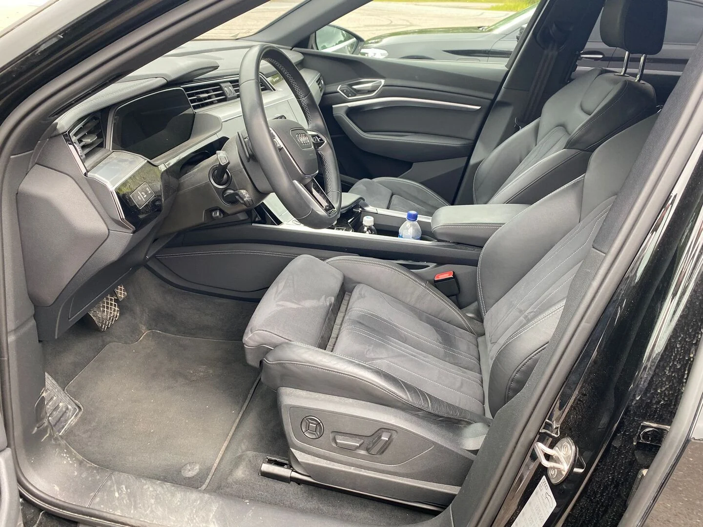 Car Image - 3VJaMoRpuLlhsTbqiZcNg6