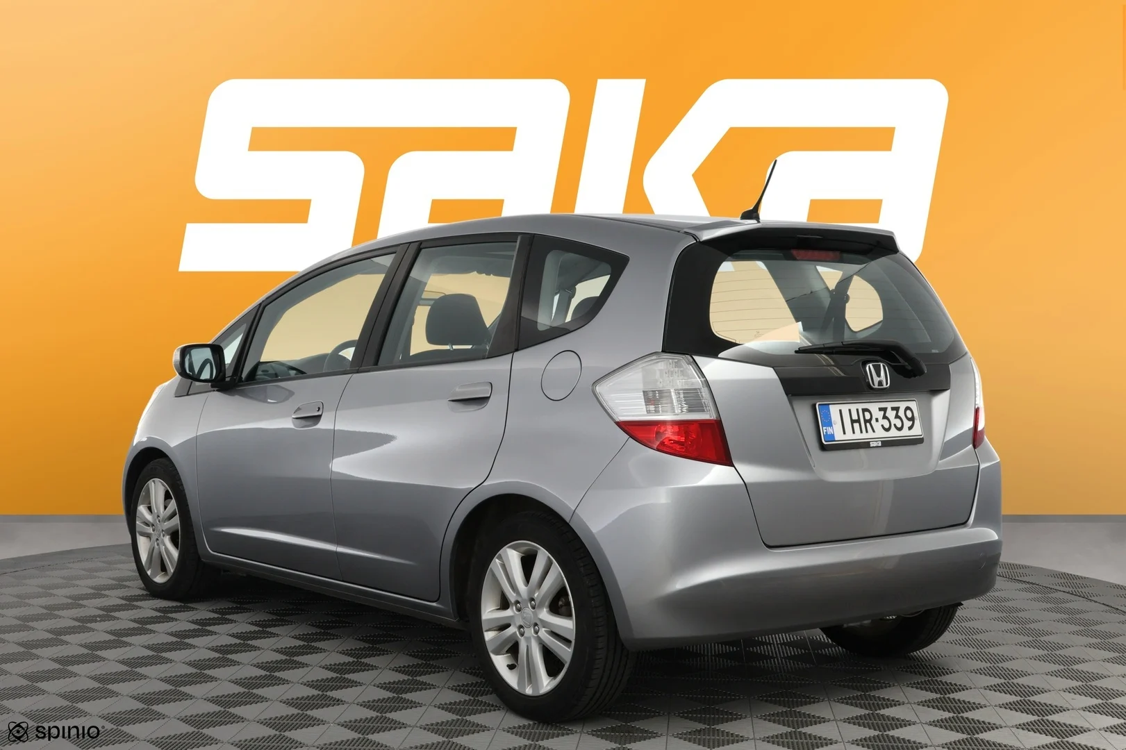 Car Image - 1M27gUnGJJKSMmDJl3WrrZ