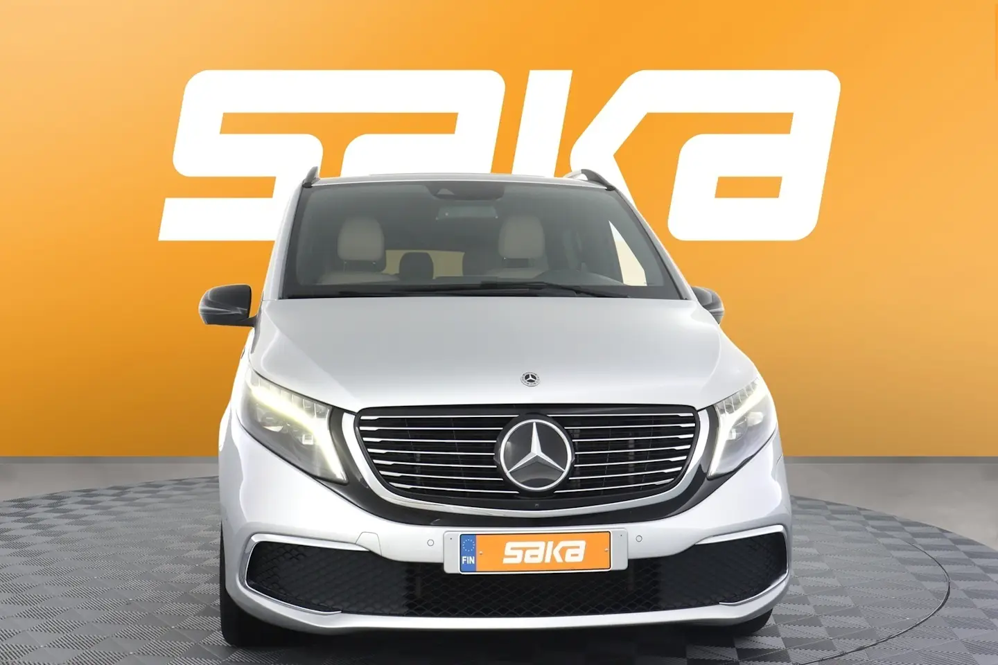 Car Image - 23fm6KtyYLUp9GmmLG37lx