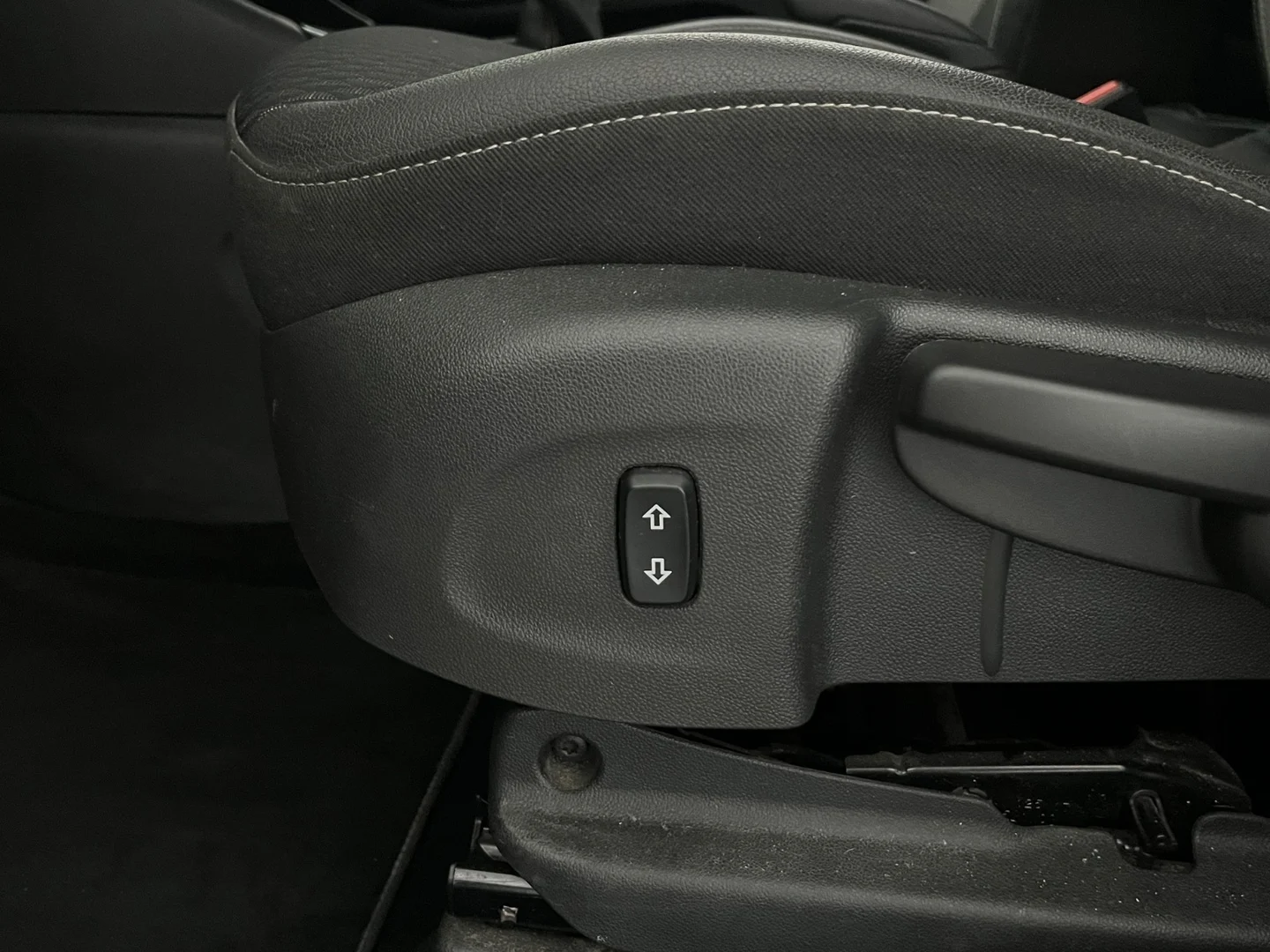 Car Image - 2KkLAtAvd16k07iZ2zijvx