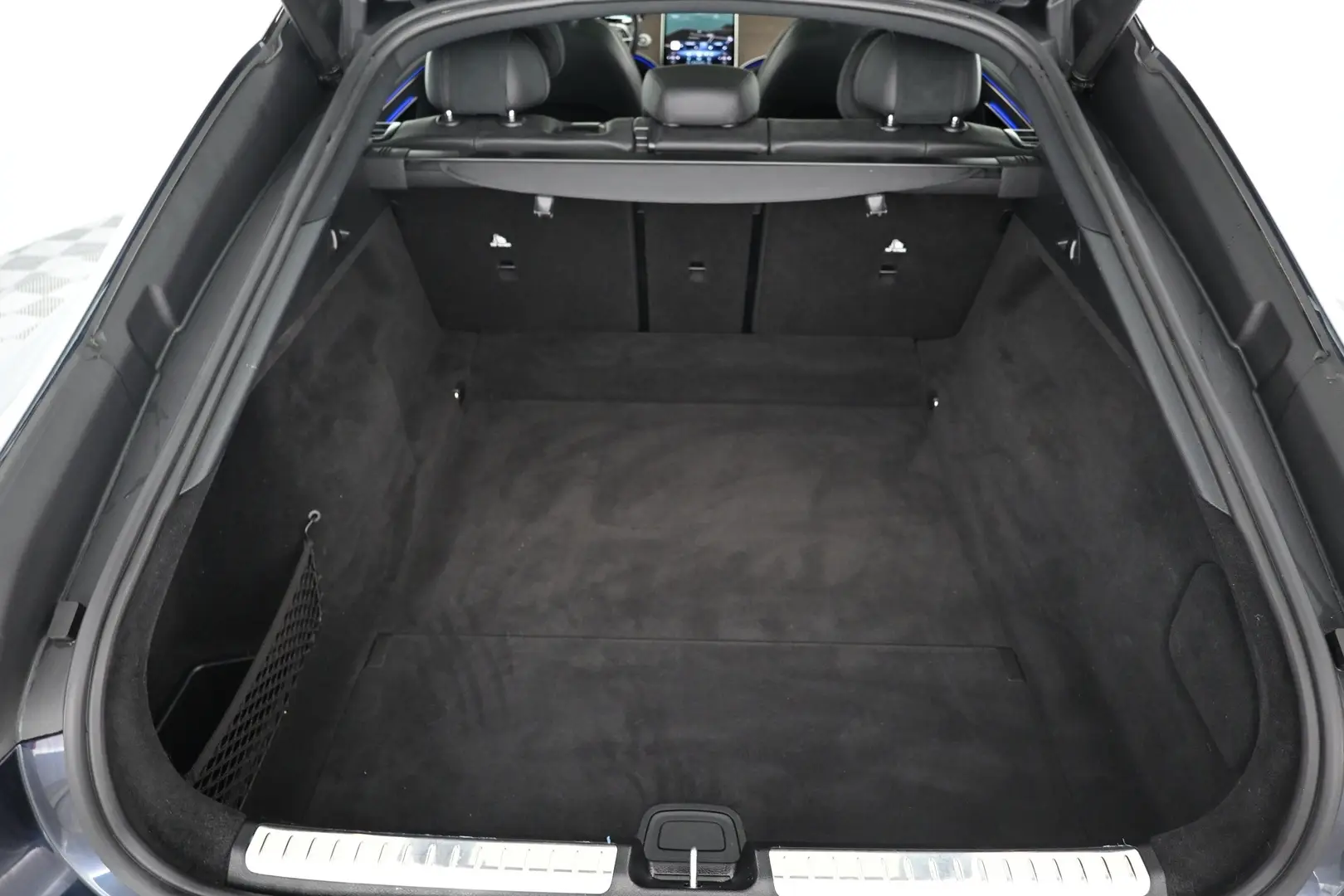 Car Image - 4uFMniCobLlI1ixfmgNNTP