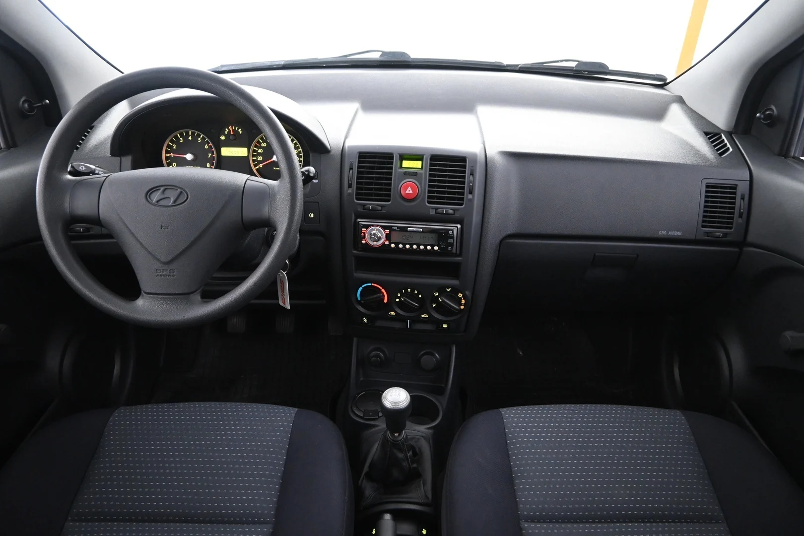 Car Image - 6A6jQb88pda7pcmBNBu1i8