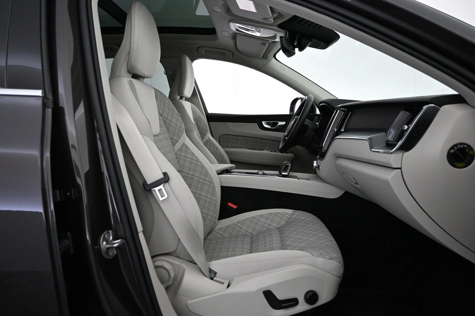 Car Image - 621FMRYXPpgxaiUq0tdUYc