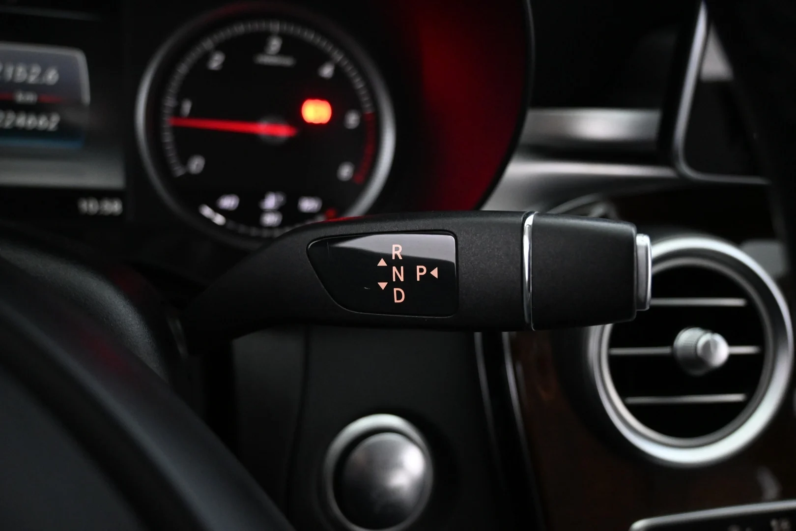 Car Image - 3aFC5xvNplkXSLxxISnTik