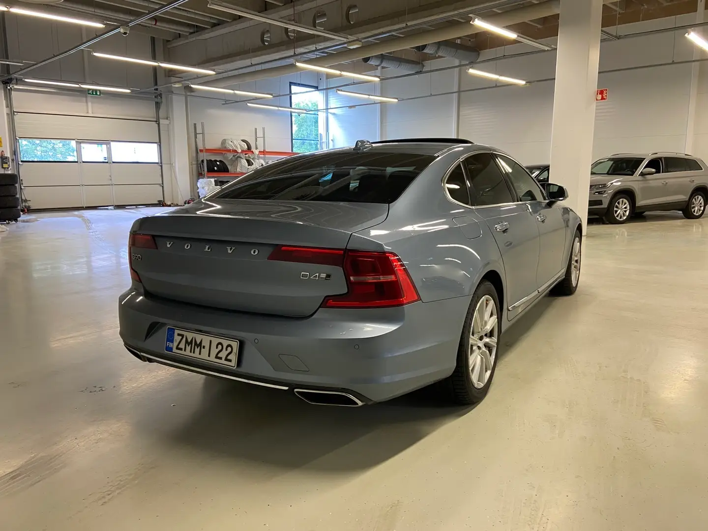 Car Image - 2k5BfeE3dt11duGQhQEwHJ