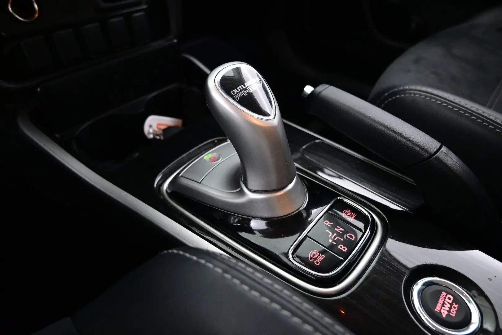 Car Image - 67ZvaloxhGFdvm4VTd6b41