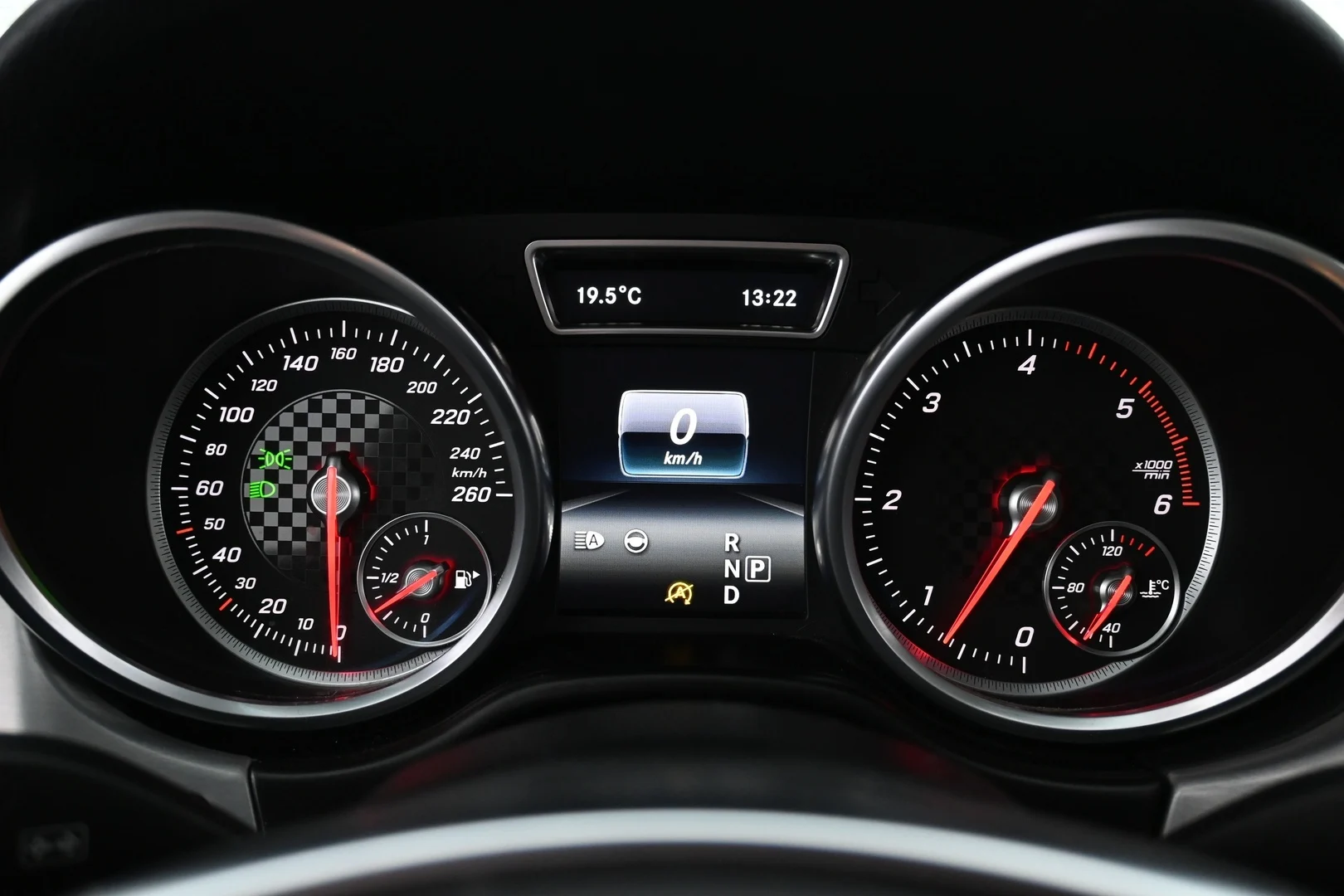 Car Image - 6cDYxjOgWIkX3tE65IFYjb