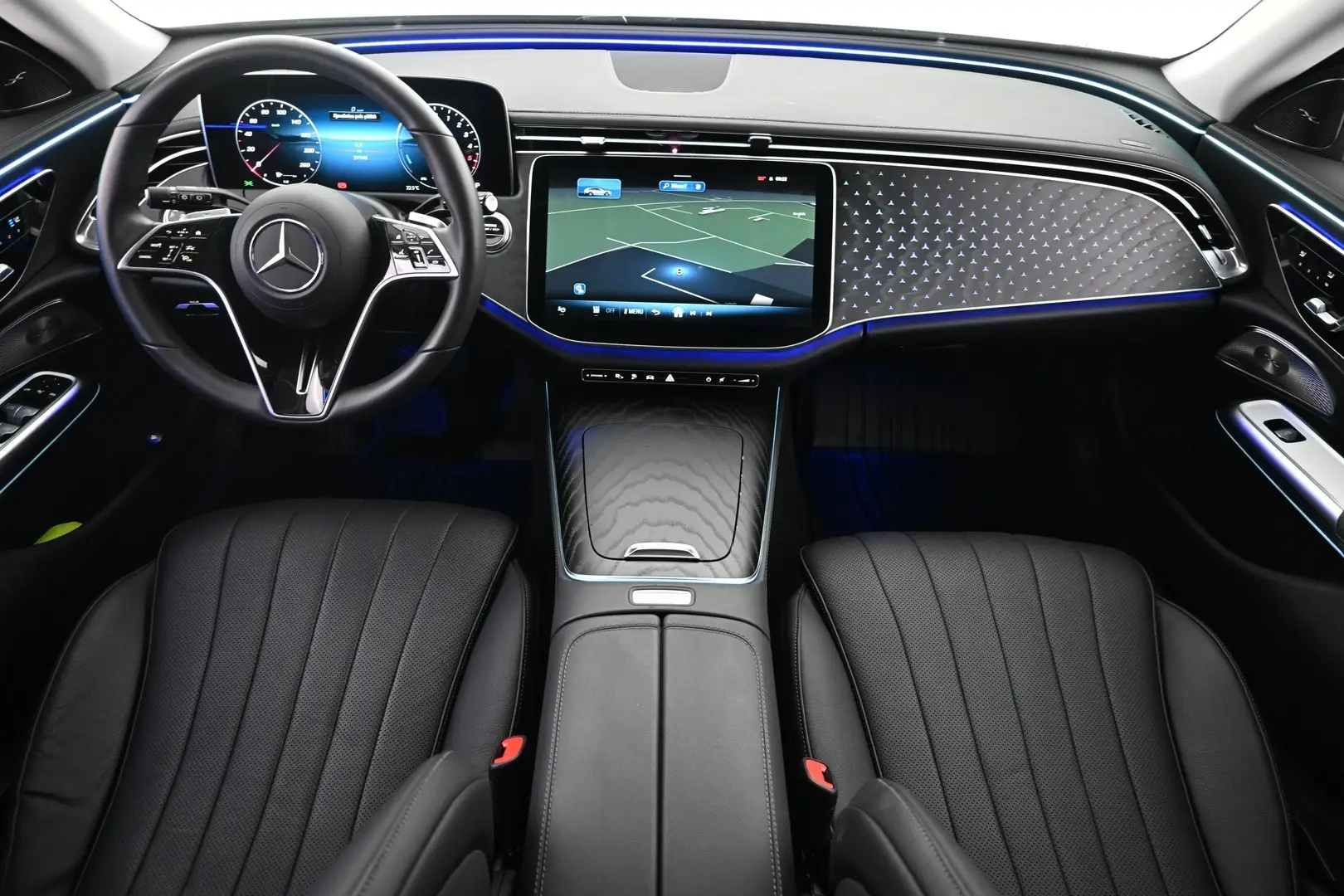 Car Image - ajg00JJ0vSXFdih6oeUEG