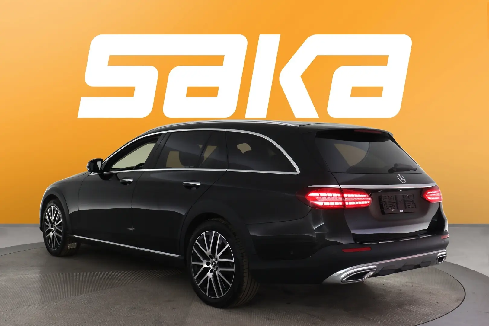 Car Image - 6BYufh8BTlnMq9WkAAnk7z