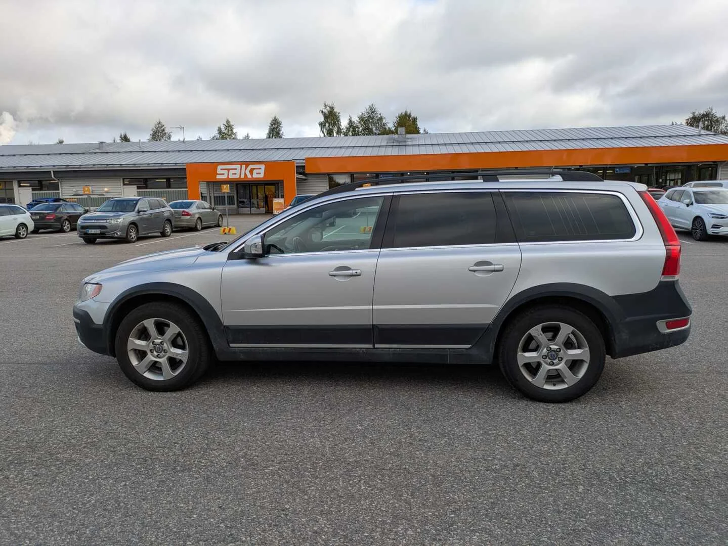 Car Image - 4FEq4Q80PxoOhnQoAWv322