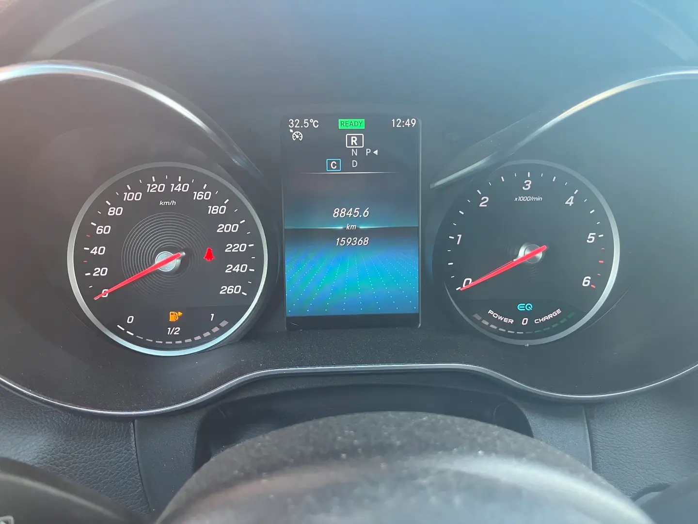 Car Image - vy95LyrUhFN5wewmFlvF1