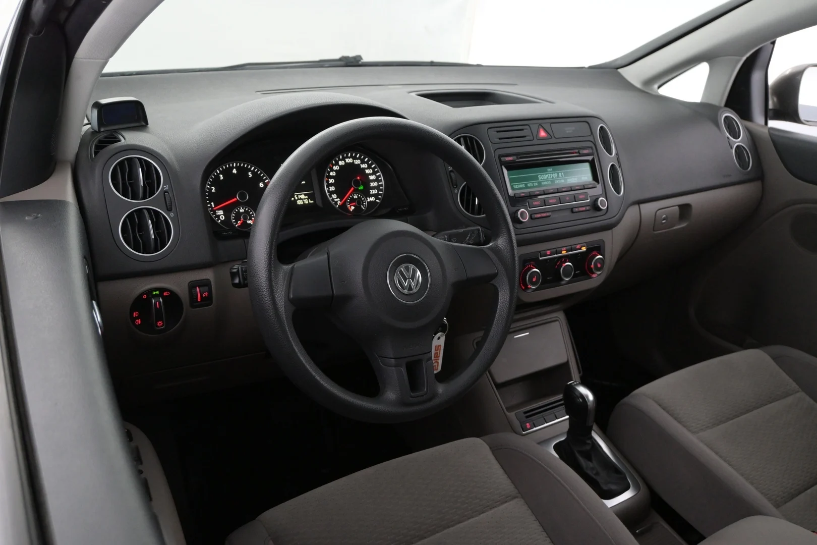 Car Image - o1dZfdzGS6sTzmNYrt5HZ