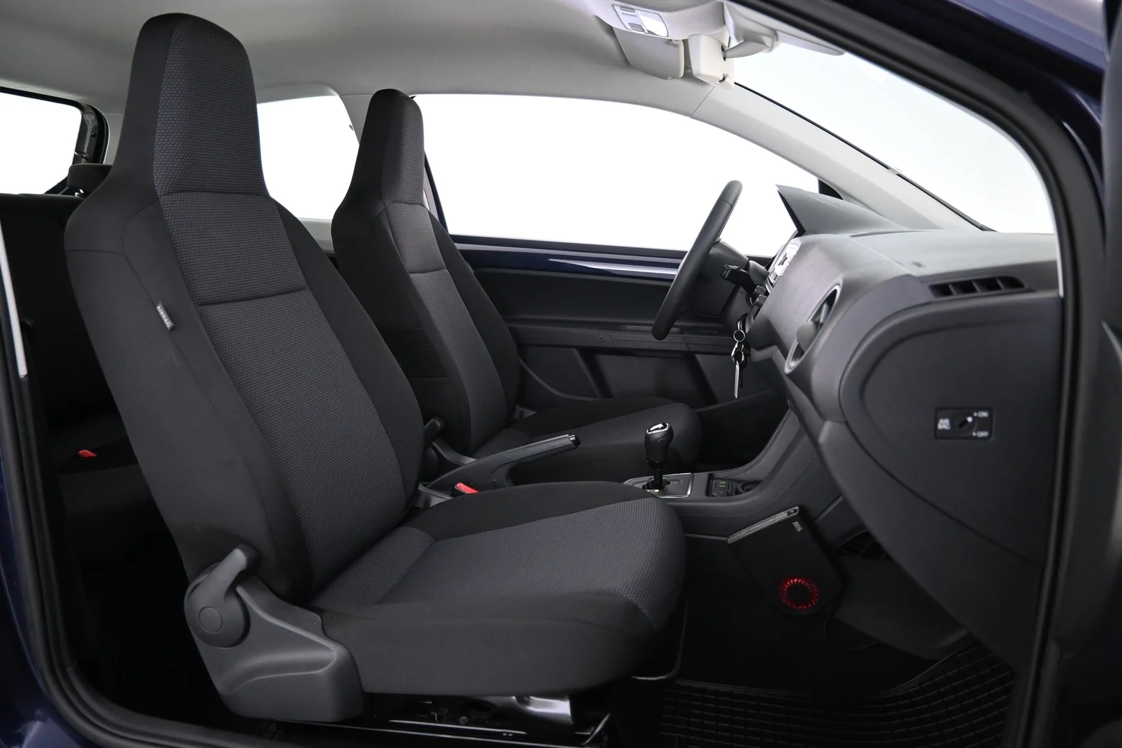 Car Image - dmFWI0wbsgUedme0q0lJY