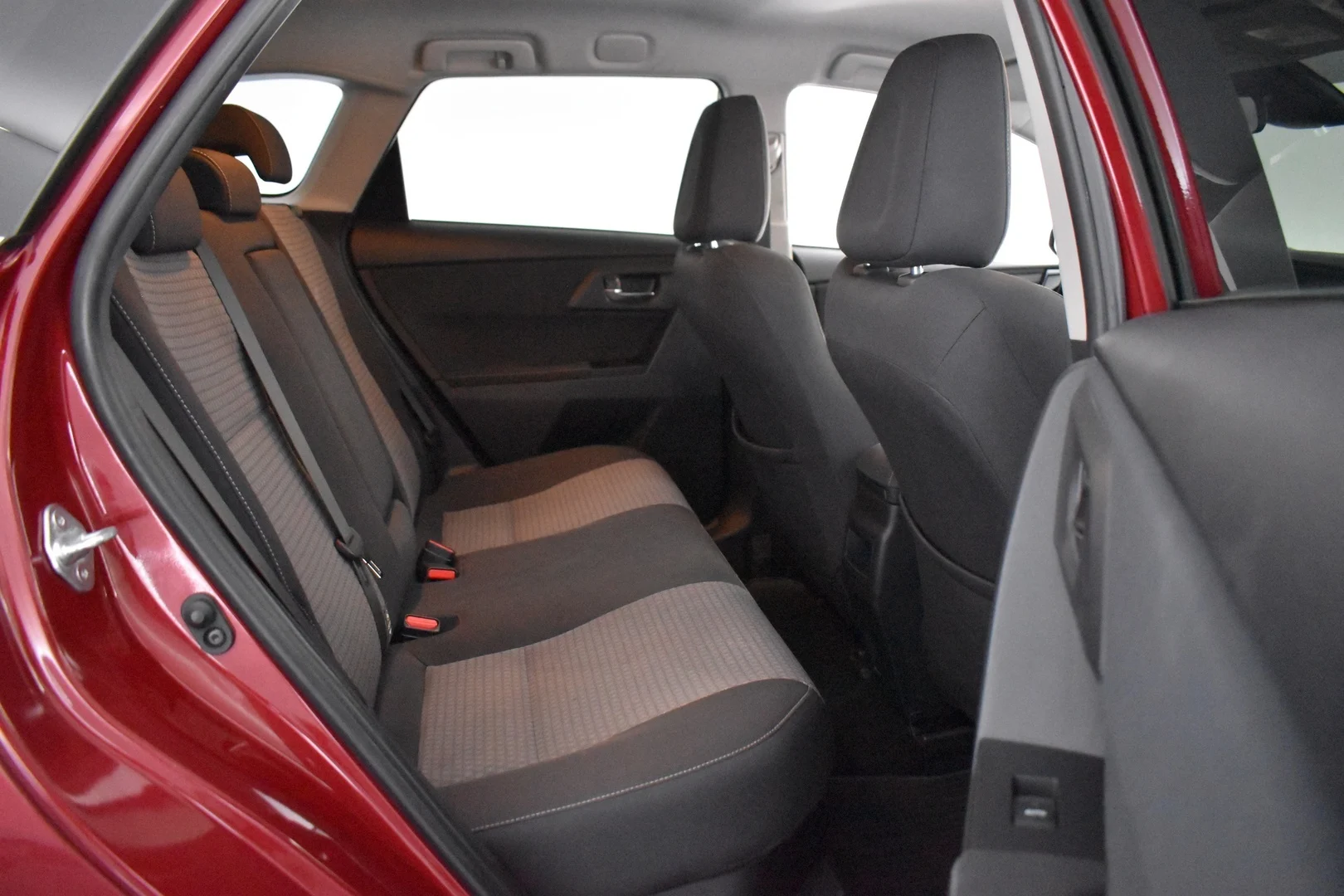 Car Image - uRWHBgPjjTm2N3t4taEvU